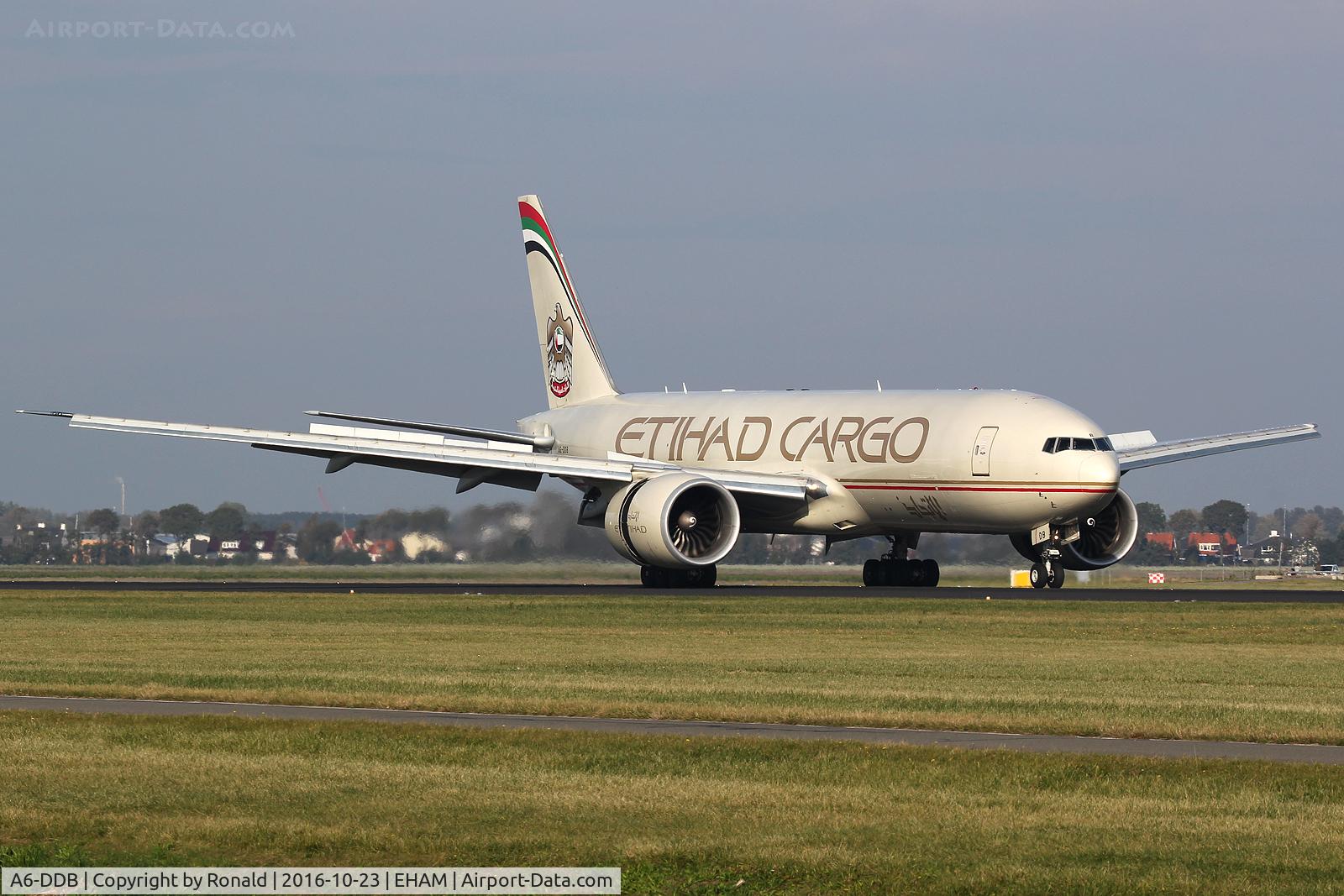 A6-DDB, 2013 Boeing 777-FFX C/N 39692, at spl