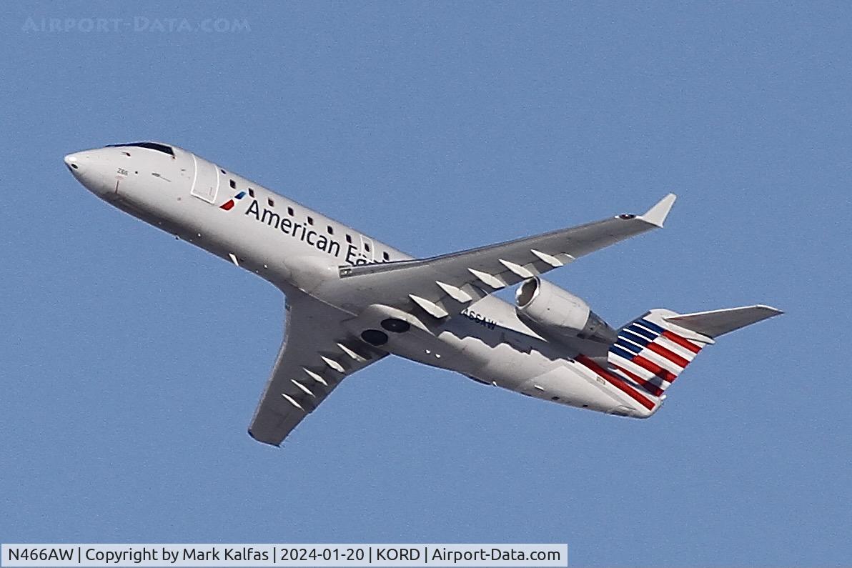 N466AW, 2004 Bombardier CRJ-200LR (CL-600-2B19) C/N 7899, CRJ2 Air Wisconsin/ American Eagle BOMBARDIER INC CL-600-2B19 N466AW AWI6091 ORD-FNT