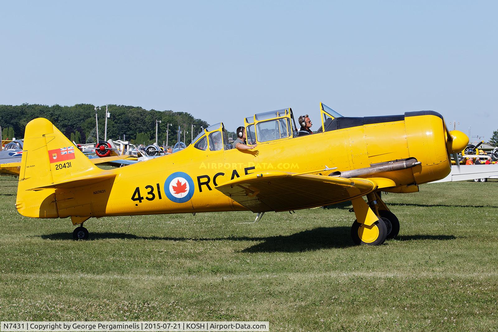 N7431, 1952 Canadian Car & Foundry Harvard MK IV C/N CCF4 222, Airventure 2015