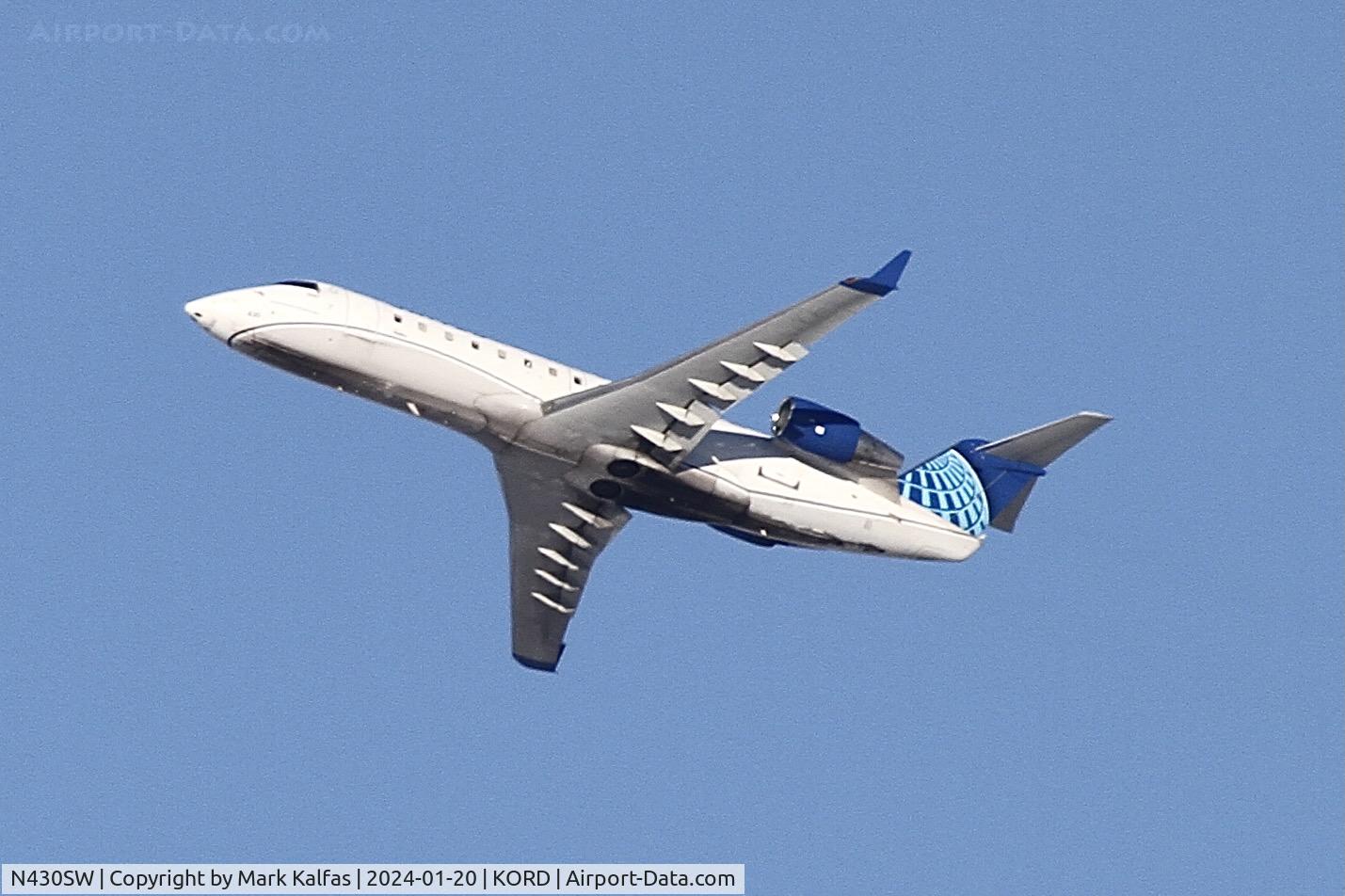 N430SW, 2001 Bombardier CRJ-200LR (CL-600-2B19) C/N 7523, CRJ2 SkyWest/United Express BOMBARDIER INC CL-600-2B19, N430SW SKW5442 ORD-GRR