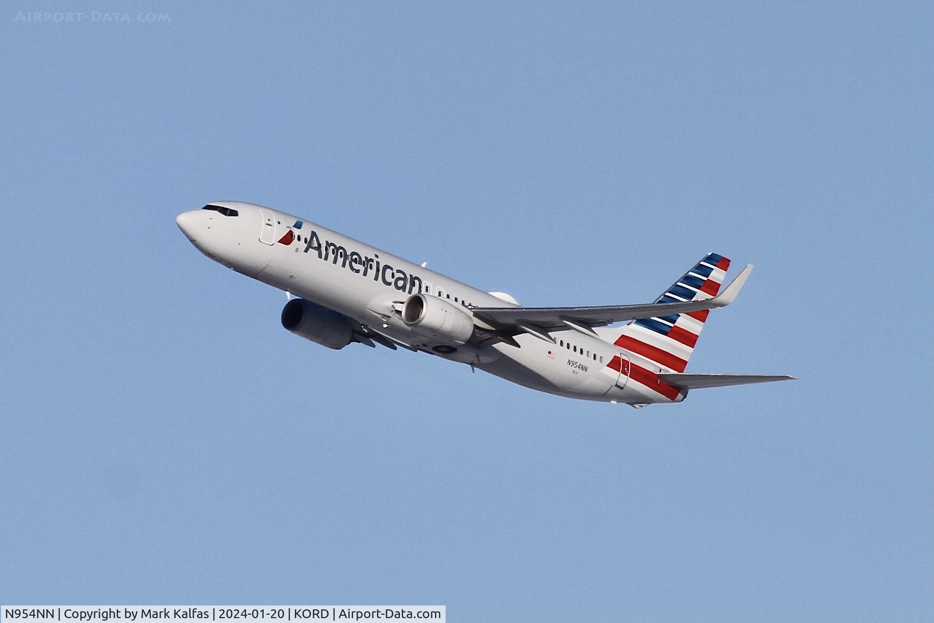 N954NN, 2014 Boeing 737-823 C/N 31197, B738 American Airlines BOEING 737-823  N954NN AAL529 ORD-LAX