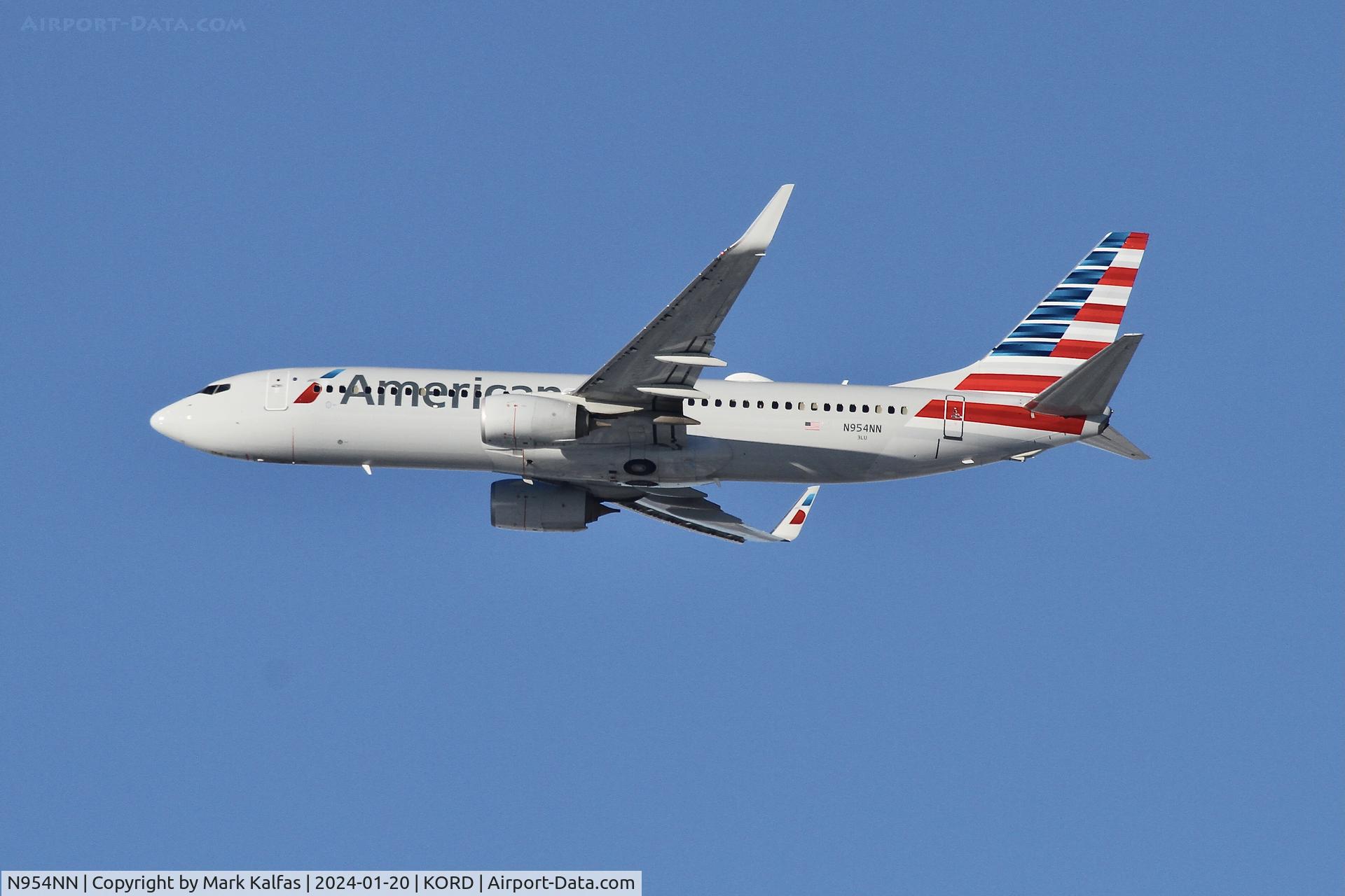 N954NN, 2014 Boeing 737-823 C/N 31197, B738 American Airlines BOEING 737-823  N954NN AAL529 ORD-LAX