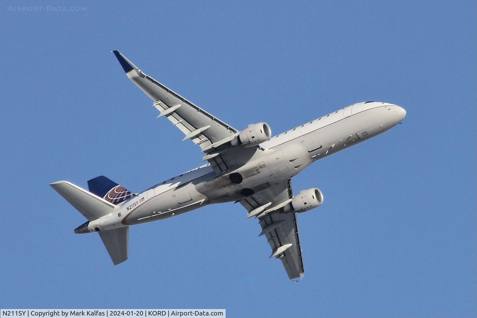 N211SY, 2017 Embraer 175LR (ERJ-170-200LR) C/N 17000646, E75L SkyWest/United Express EMBRAER 175  N211SY SKW5213 ORD-LEX