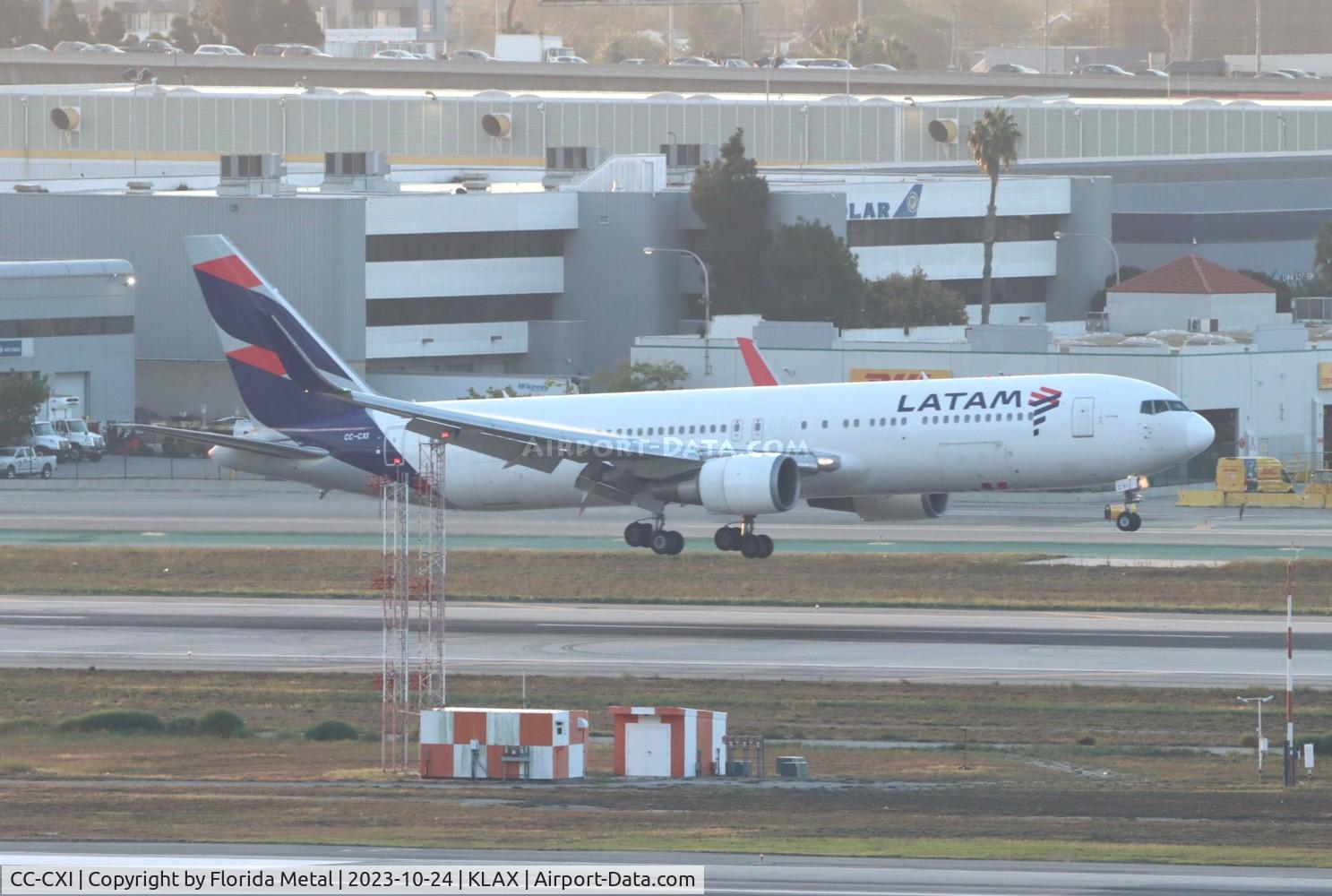 CC-CXI, 2009 Boeing 767-316/ER C/N 37800, LATAM 763 zx LIM-LAX