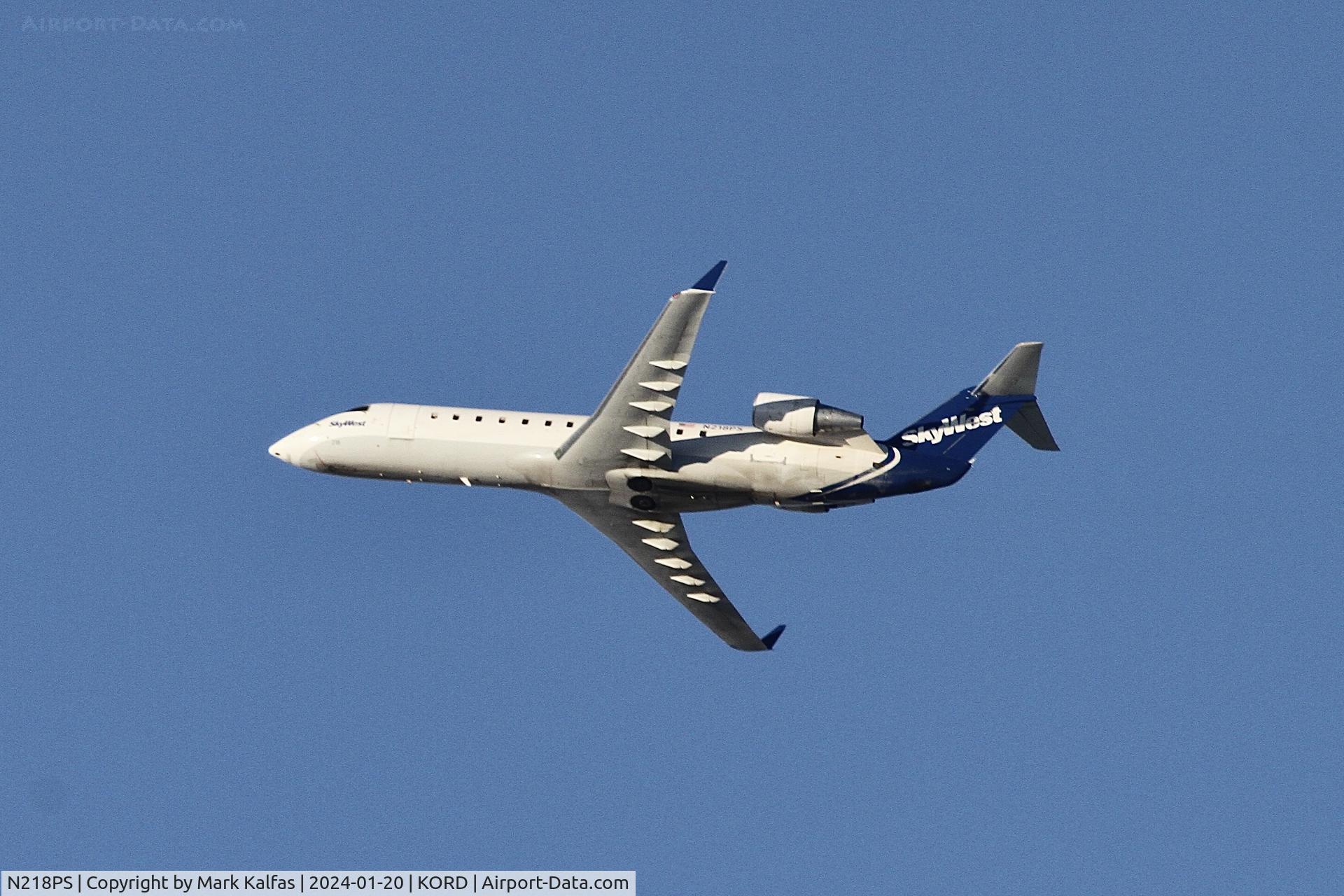 N218PS, 2003 Bombardier CRJ-200ER (CL-600-2B19) C/N 7885, CRJ2 SkyWest/United Express BOMBARDIER INC CL-600-2B19, N218PS SKW5082 ORD-CMX