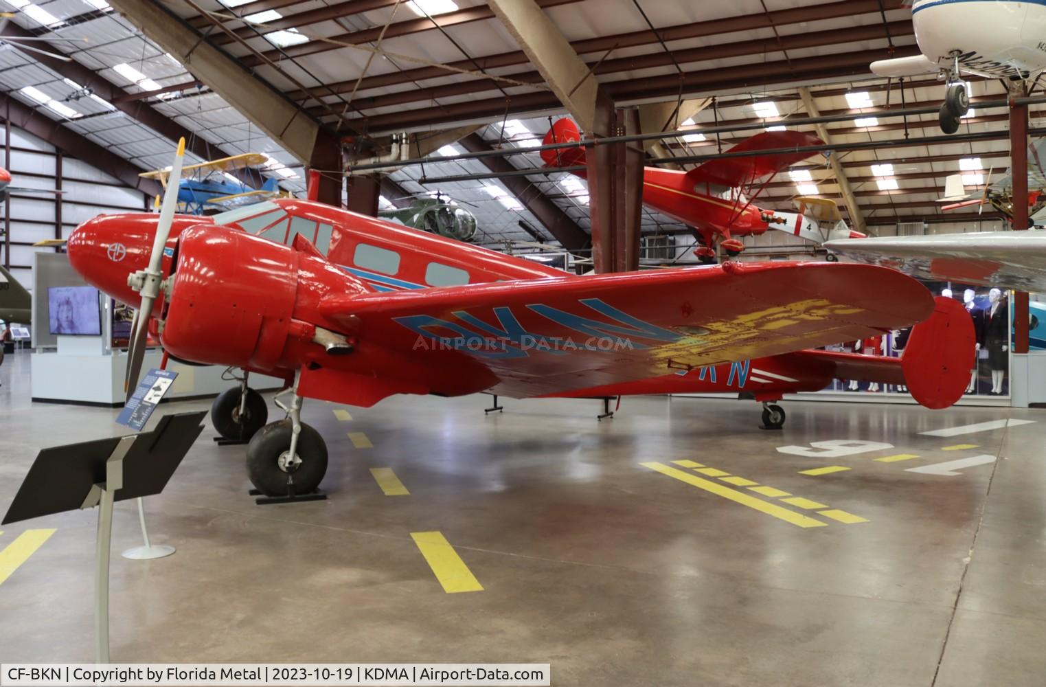 CF-BKN, Beech 18D C/N 177, Beech 18D zx