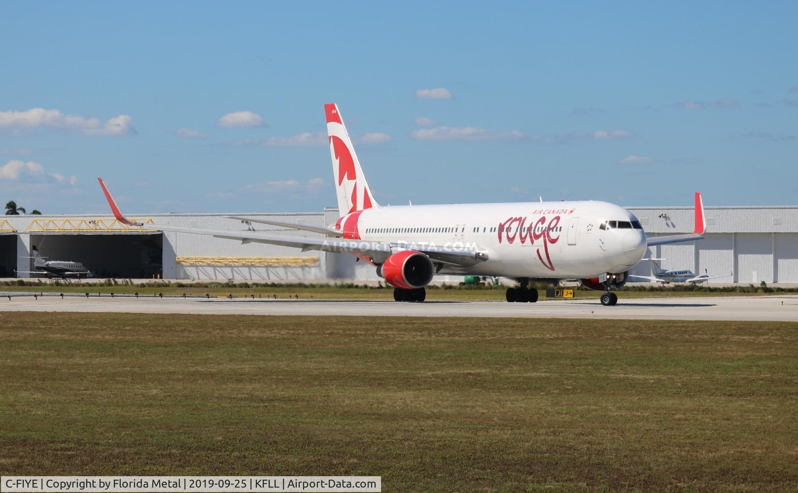 C-FIYE, 2002 Boeing 767-33A/ER C/N 33422, ACA Rouge 763 zx