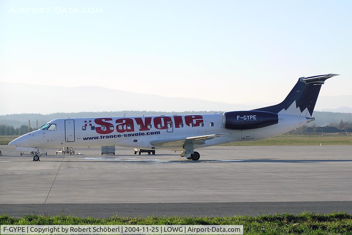 F-GYPE, 2001 Embraer ERJ-135LR (EMB-135LR) C/N 145492, F-GYPE @ LOWG 2004
