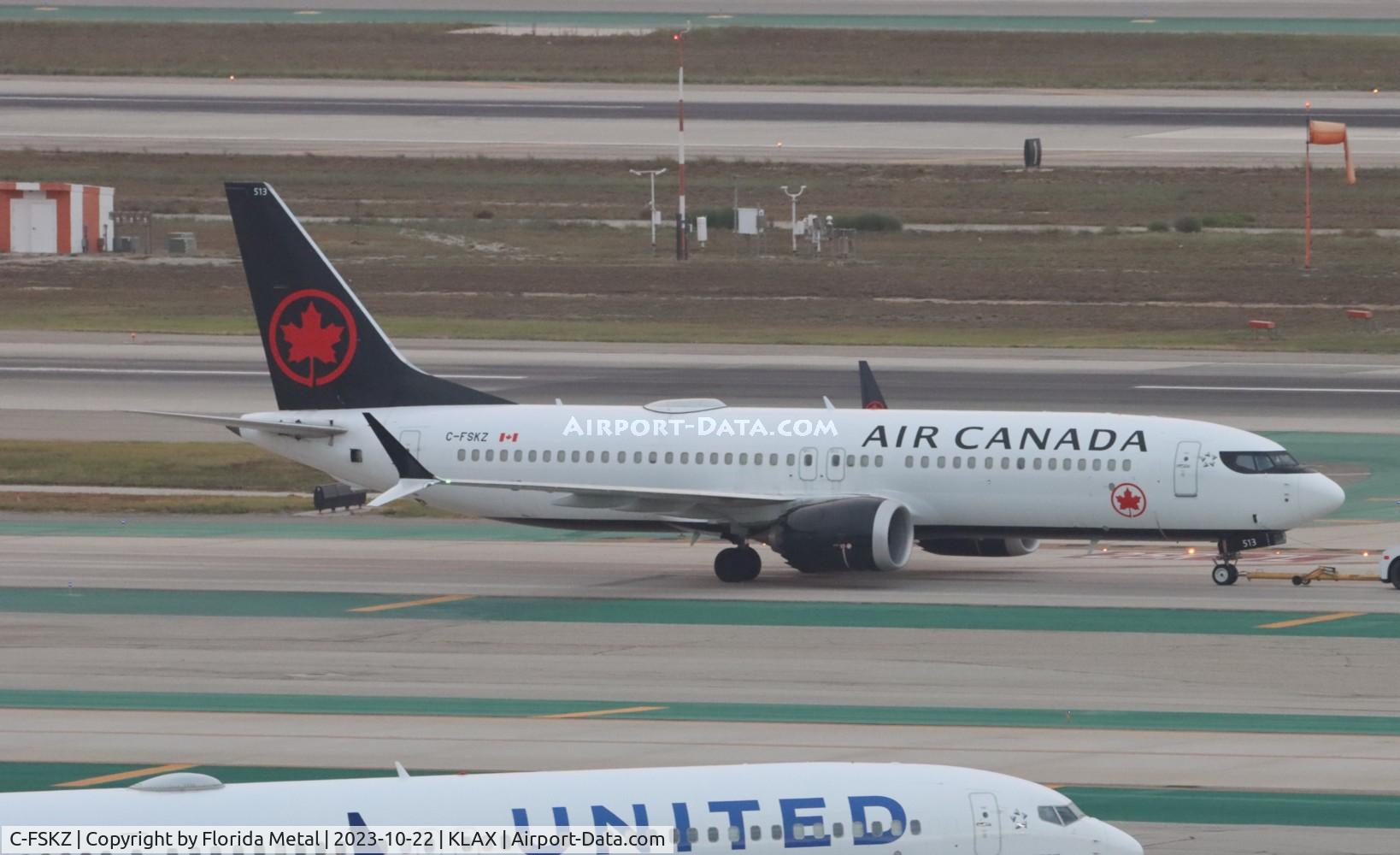 C-FSKZ, 2018 Boeing 737-8 C/N 61219, ACA 737-8 zx