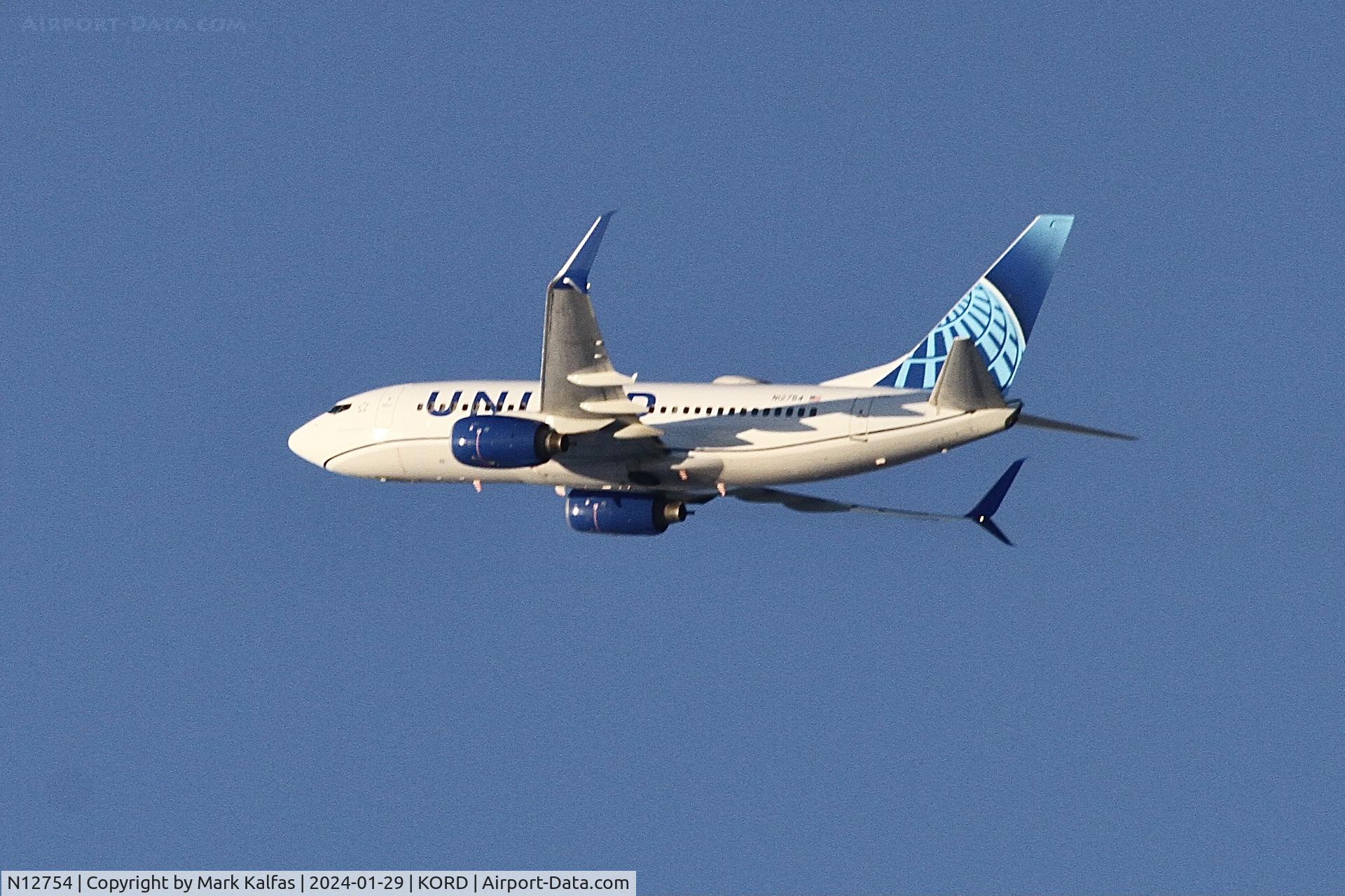 N12754, 2002 Boeing 737-7V3 C/N 30464, B737 United Airlines BOEING 737-71Q N12754 UAL1304 ORD-EGE