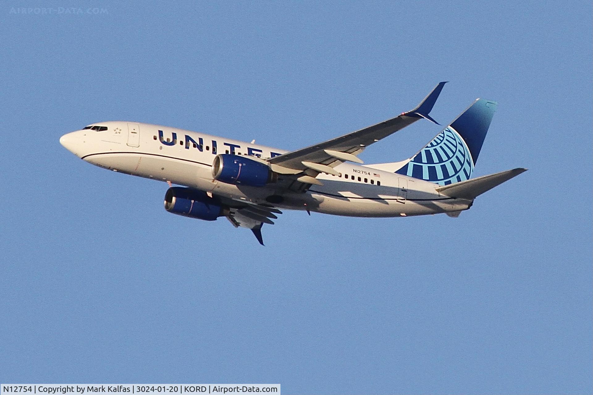 N12754, 2002 Boeing 737-7V3 C/N 30464, B737 United Airlines BOEING 737-71Q N12754 UAL1304 ORD-EGE