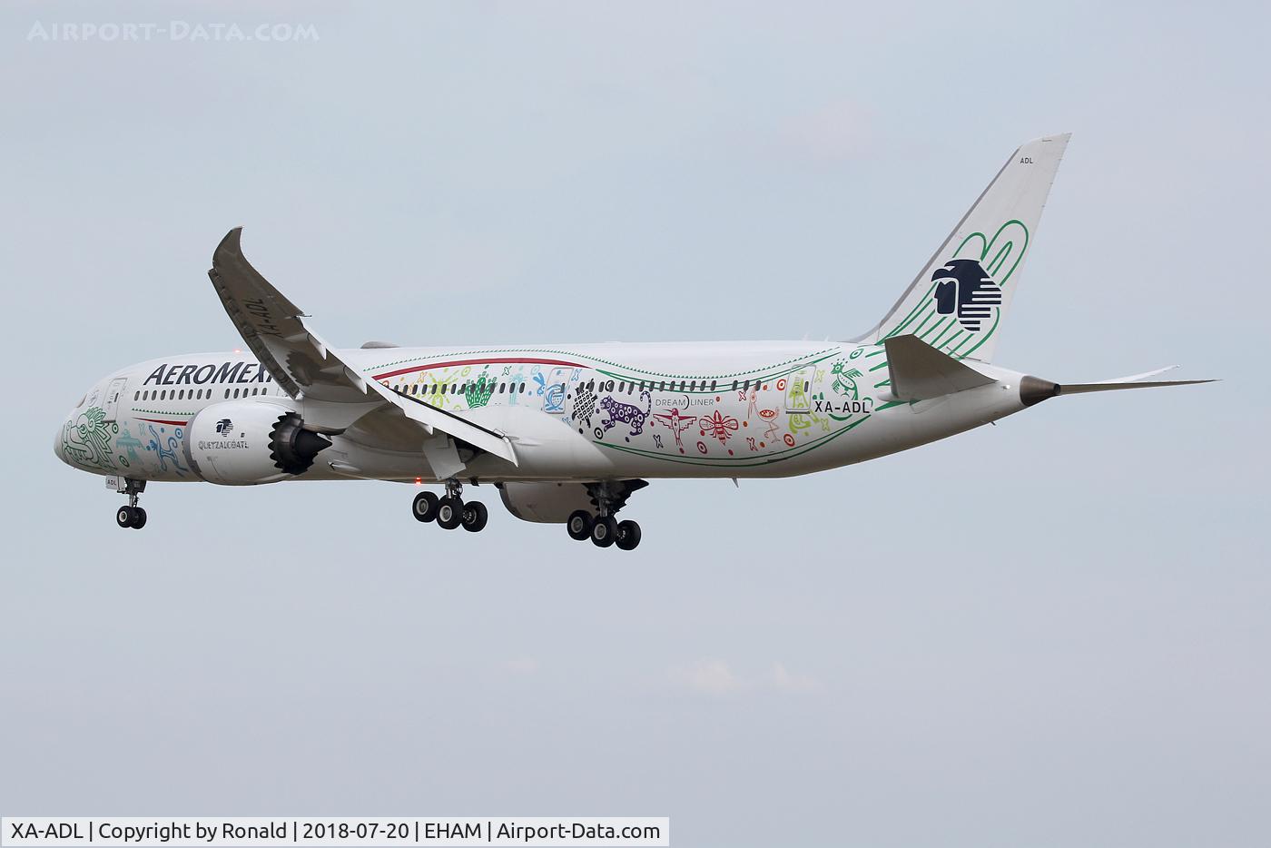 XA-ADL, 2016 Boeing 787-9 Dreamliner C/N 43859, at spl