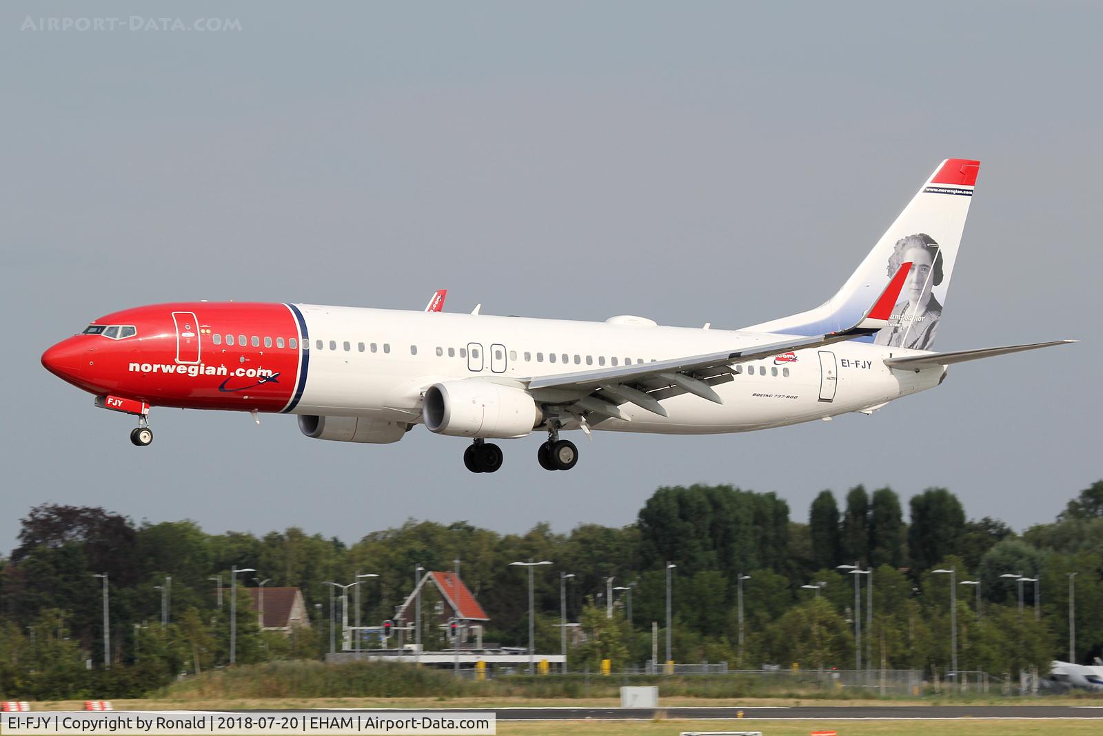 EI-FJY, 2016 Boeing 737-8JP C/N 42272, at spl