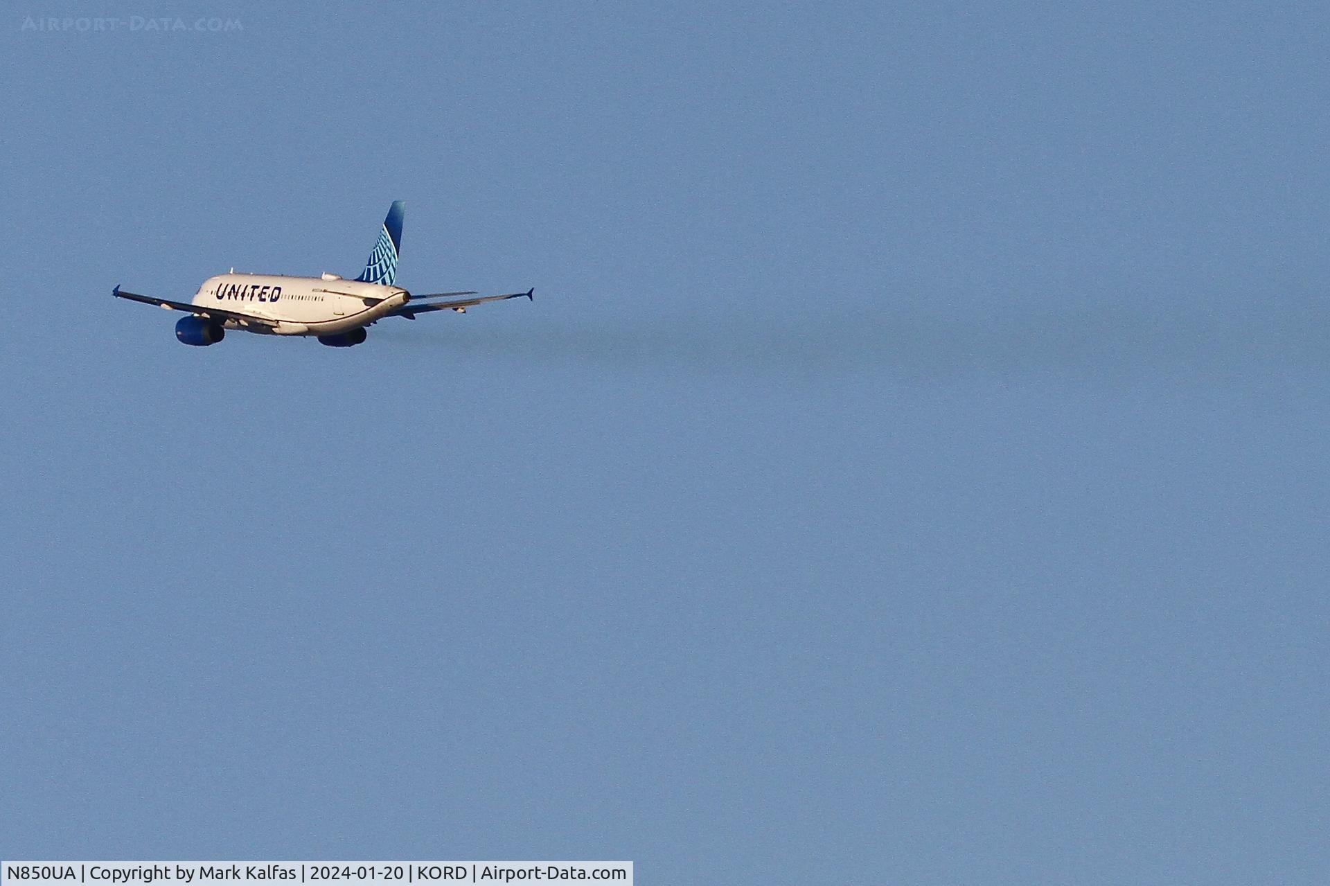 N850UA, 2002 Airbus A319-131 C/N 1653, A319 United Airlines Airbus A319, N850UA UAL1933 ORD-MSP