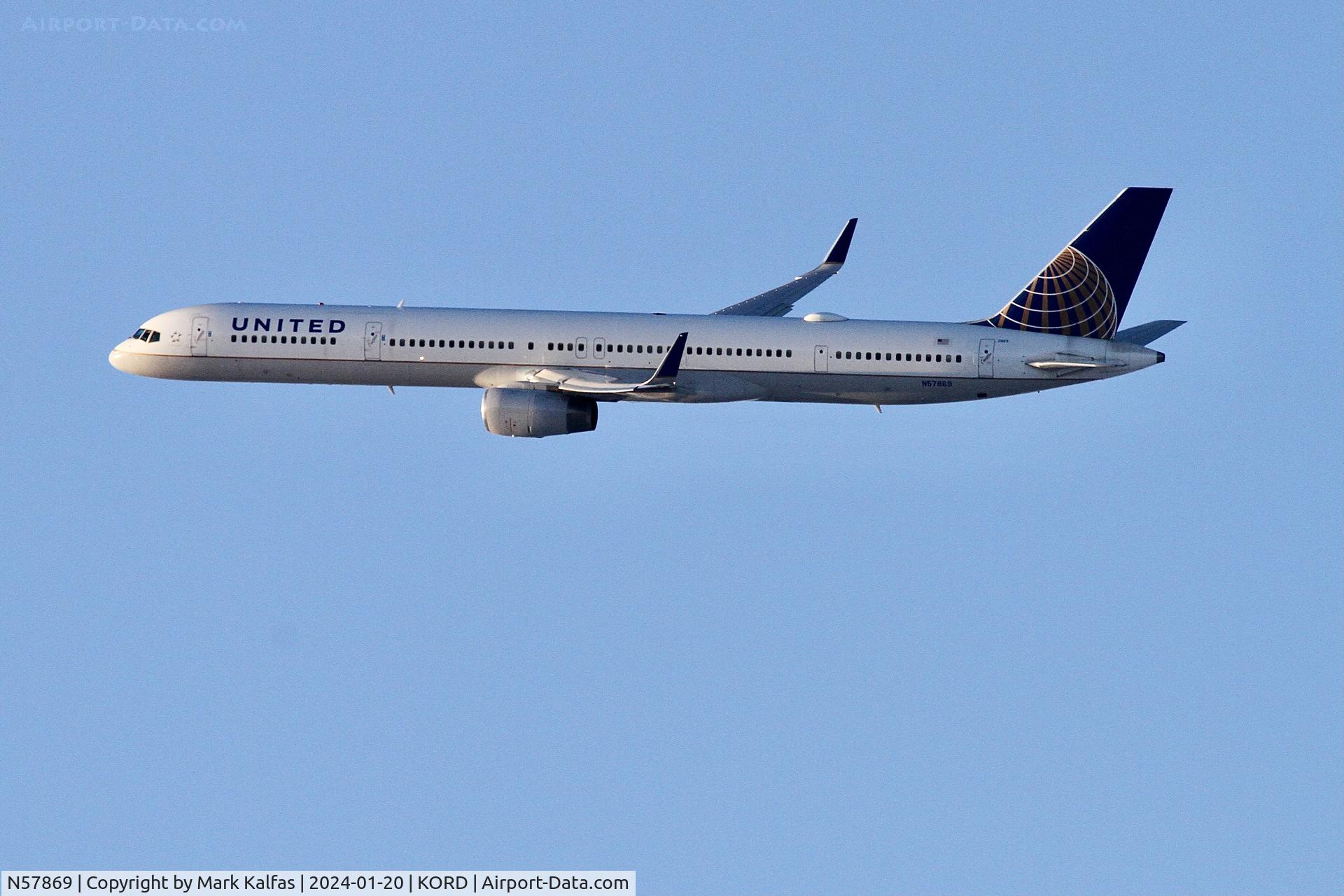 N57869, 2002 Boeing 757-33N C/N 32593, B753 United Airlines Boeing 757-33N N57869 UA1912 KORD-KIAH  Departing 28R