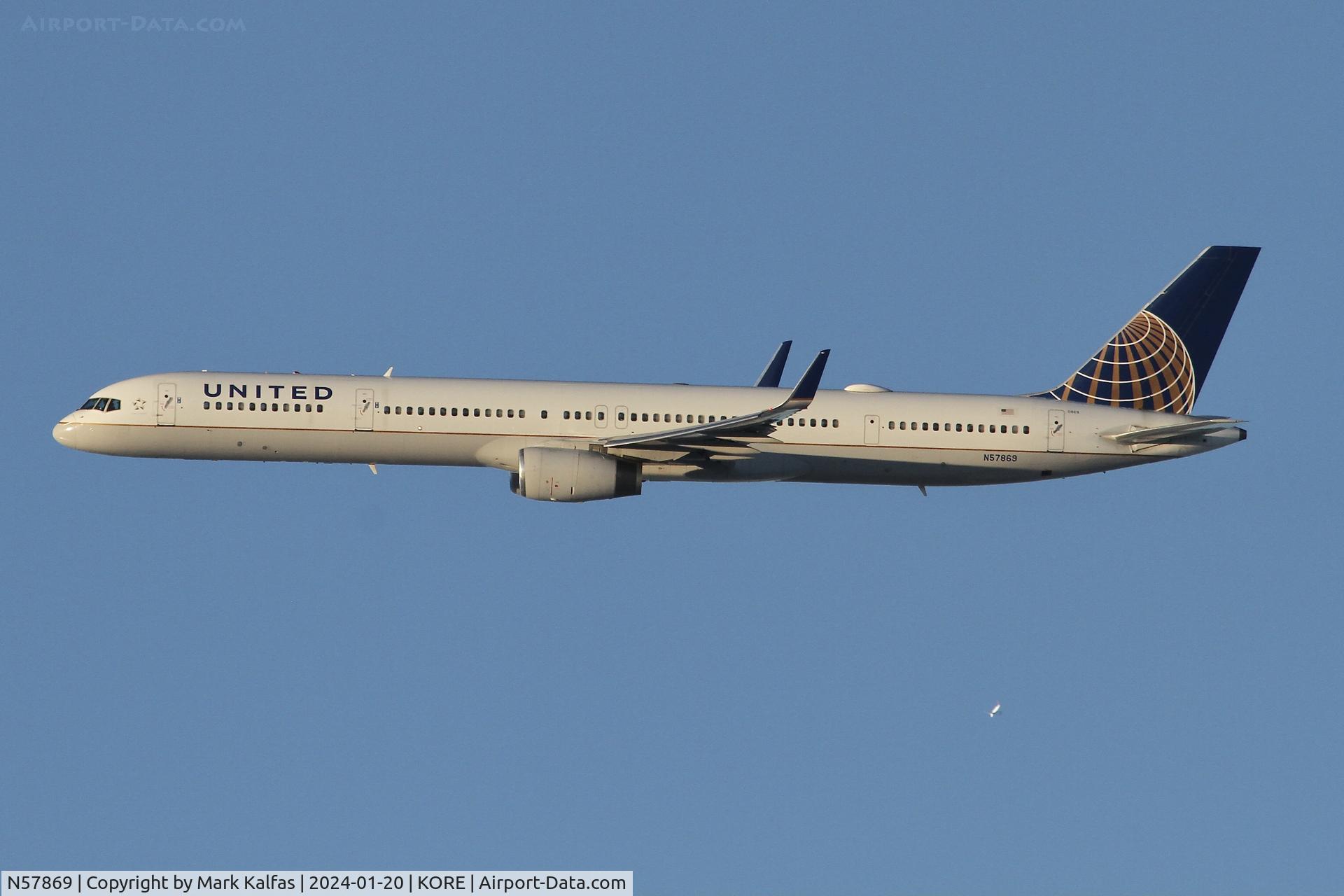 N57869, 2002 Boeing 757-33N C/N 32593, B753 United Airlines Boeing 757-33N N57869 UA1912 KORD-KIAH  Departing 28R