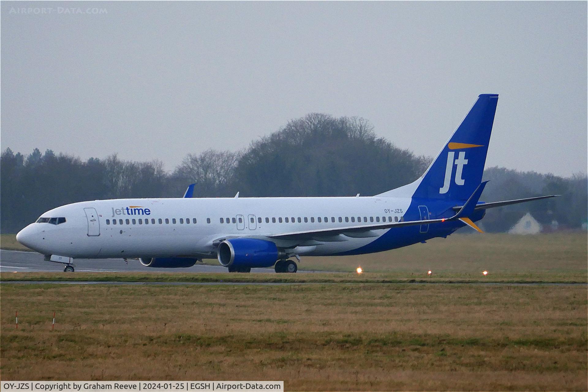 OY-JZS, 2007 Boeing 737-8K5 C/N 35100, Just landed at Norwich.