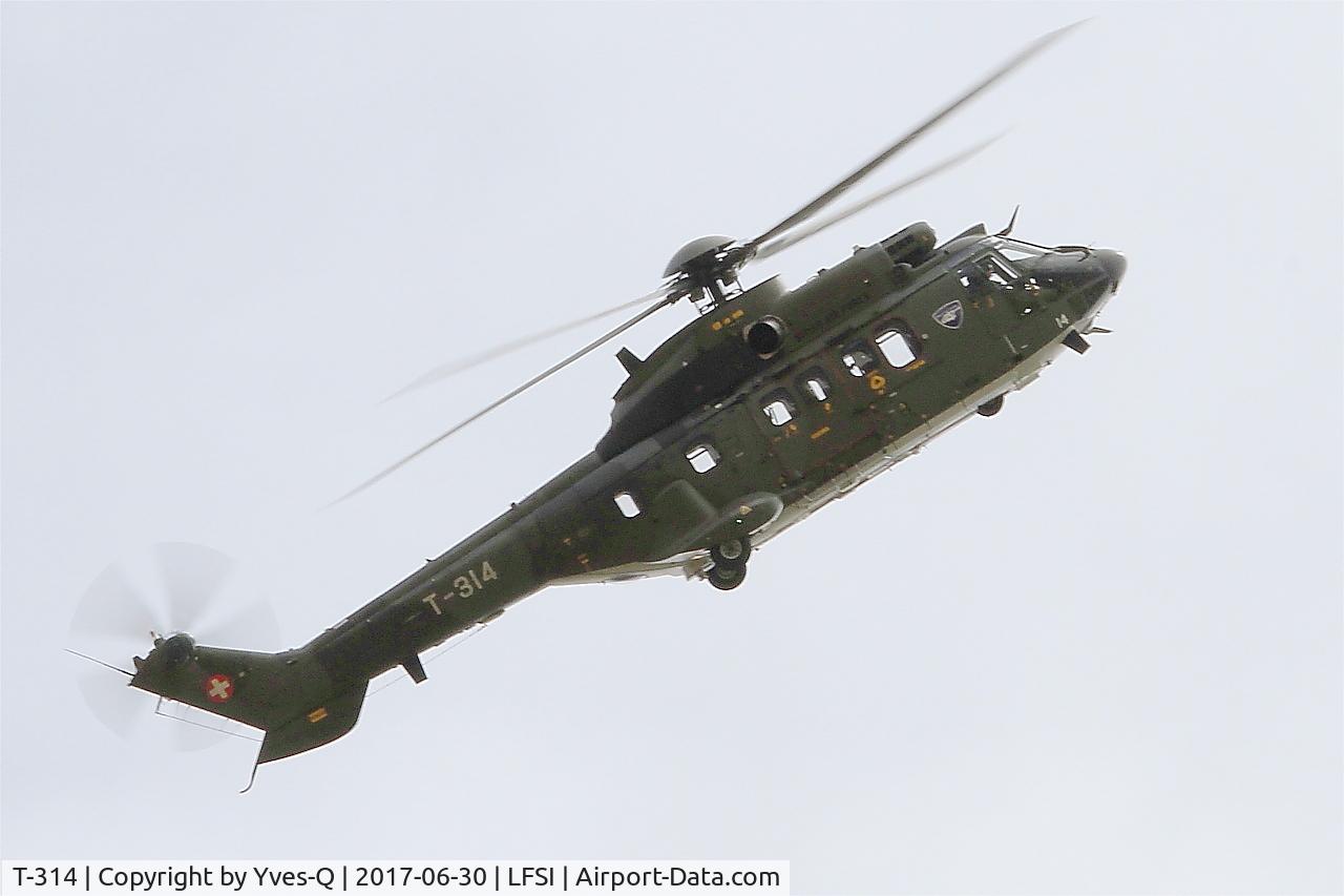 T-314, 1991 Aerospatiale TH89 Super Puma (AS-332M1) C/N 2328, Aerospatiale TH89 Super Puma, On display, St Dizier-Robinson Air Base 113 (LFSI)