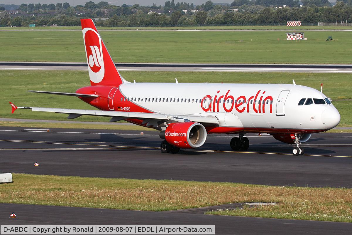 D-ABDC, 2005 Airbus A320-214 C/N 2654, at dus