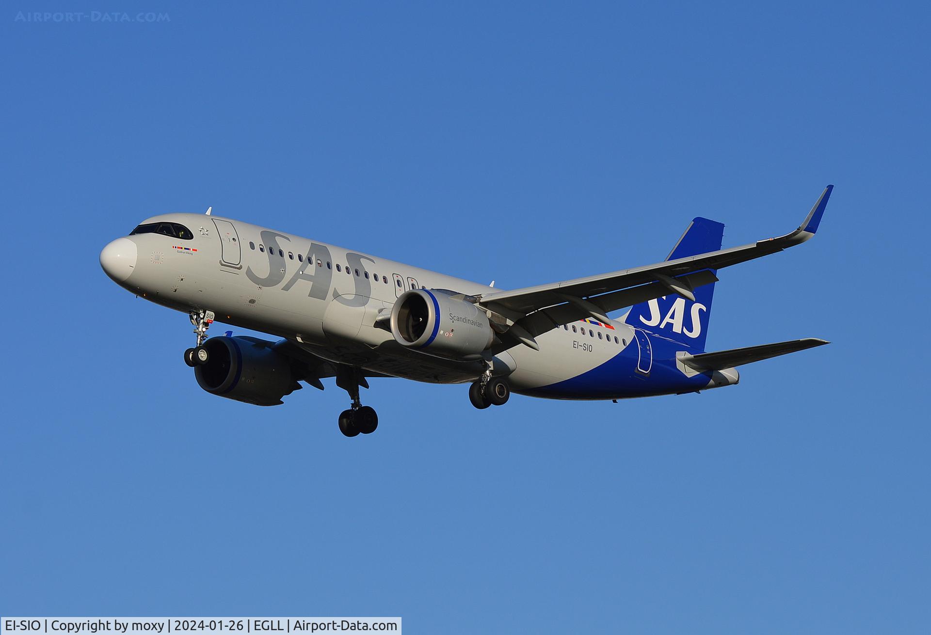EI-SIO, 2022 Airbus A320-251N C/N 10813, Airbus A320-251N landing at London Heathrow.