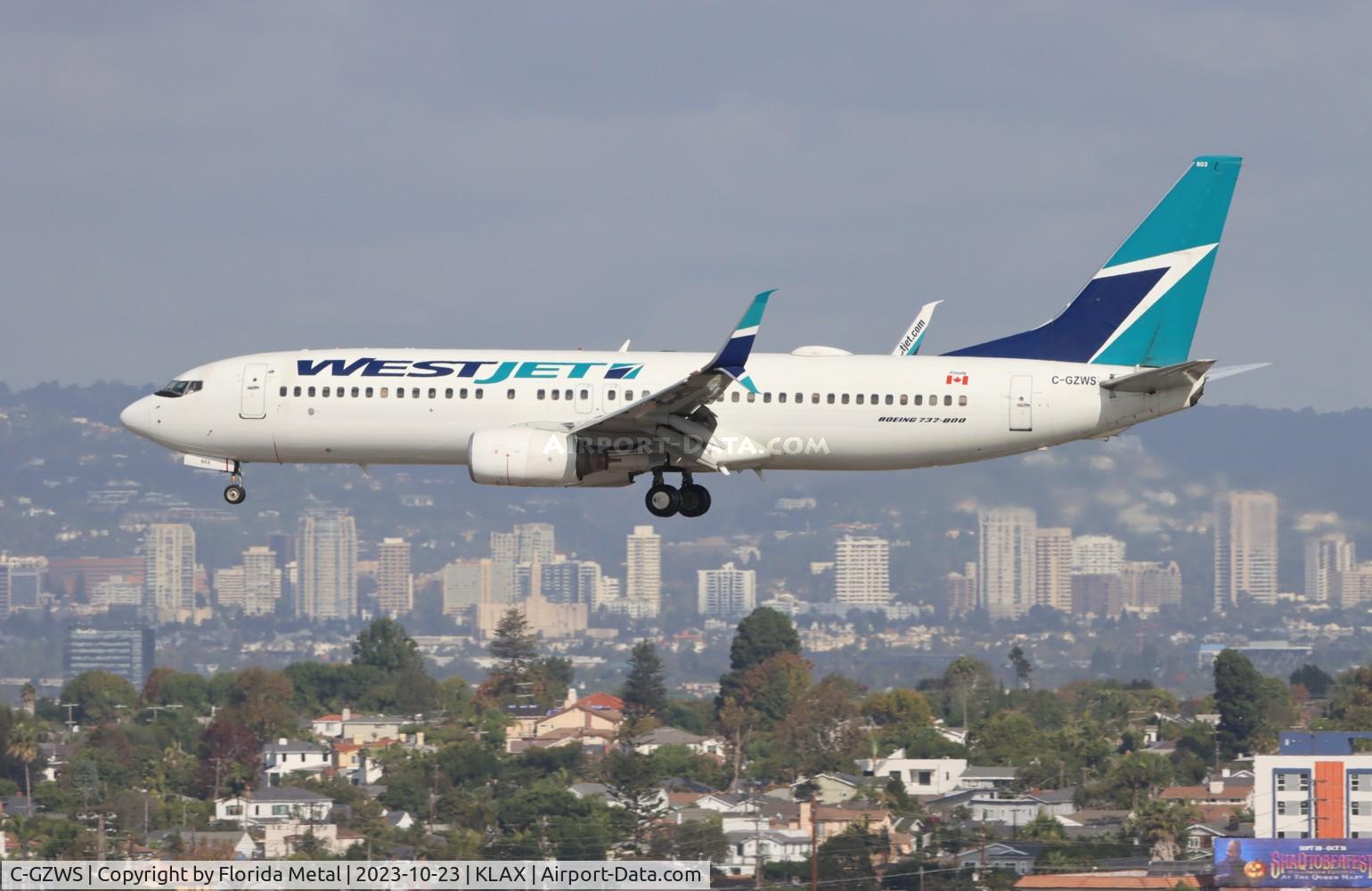 C-GZWS, 2005 Boeing 737-8CT C/N 32770, WJA 738 zx YEG-LAX