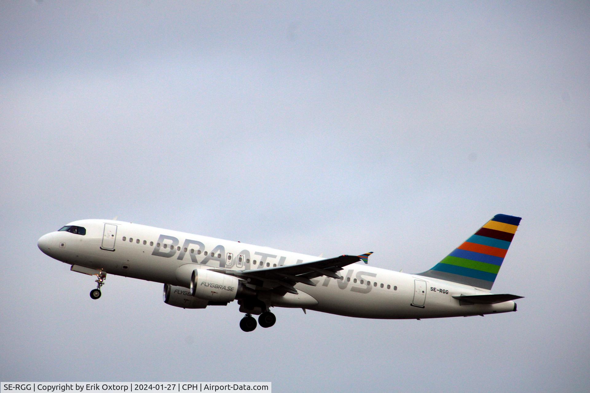 SE-RGG, 2007 Airbus A320-214 C/N 3312, SE-RGG taking off rw 22R