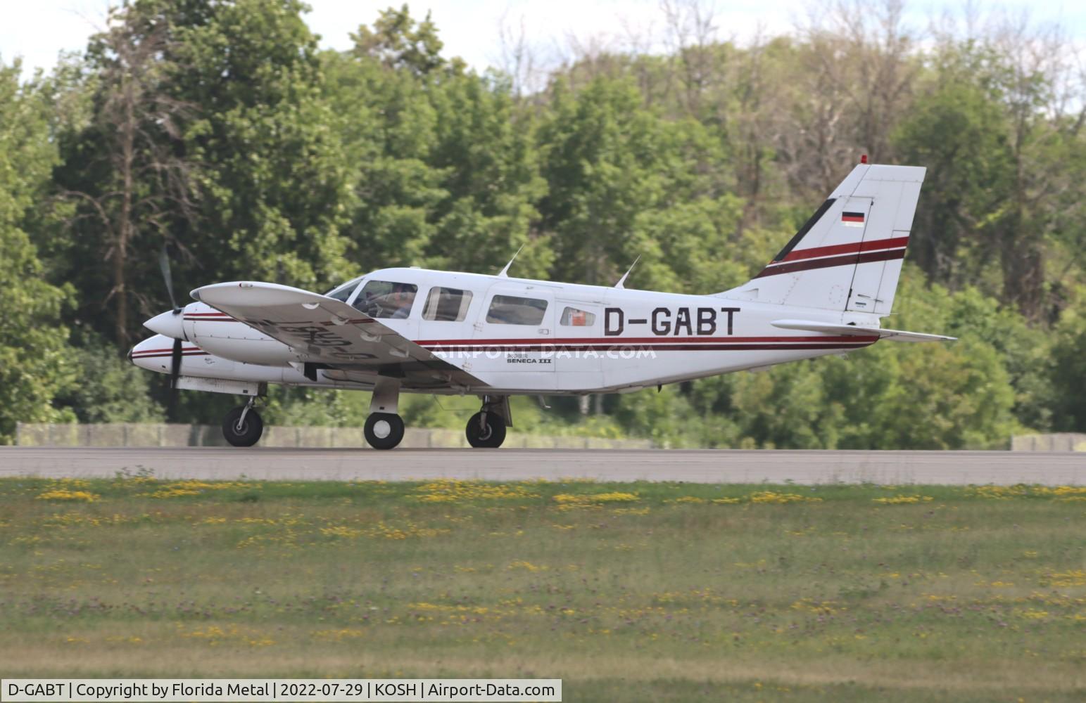 D-GABT, Piper PA-34-220T Seneca III C/N 34-8333098, PA-34 zx