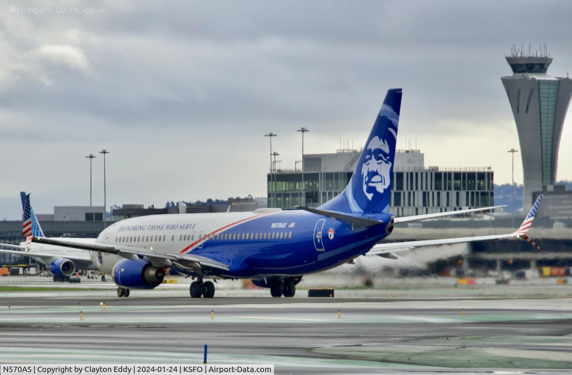 N570AS, 2007 Boeing 737-890 C/N 35185, SFO 2024.