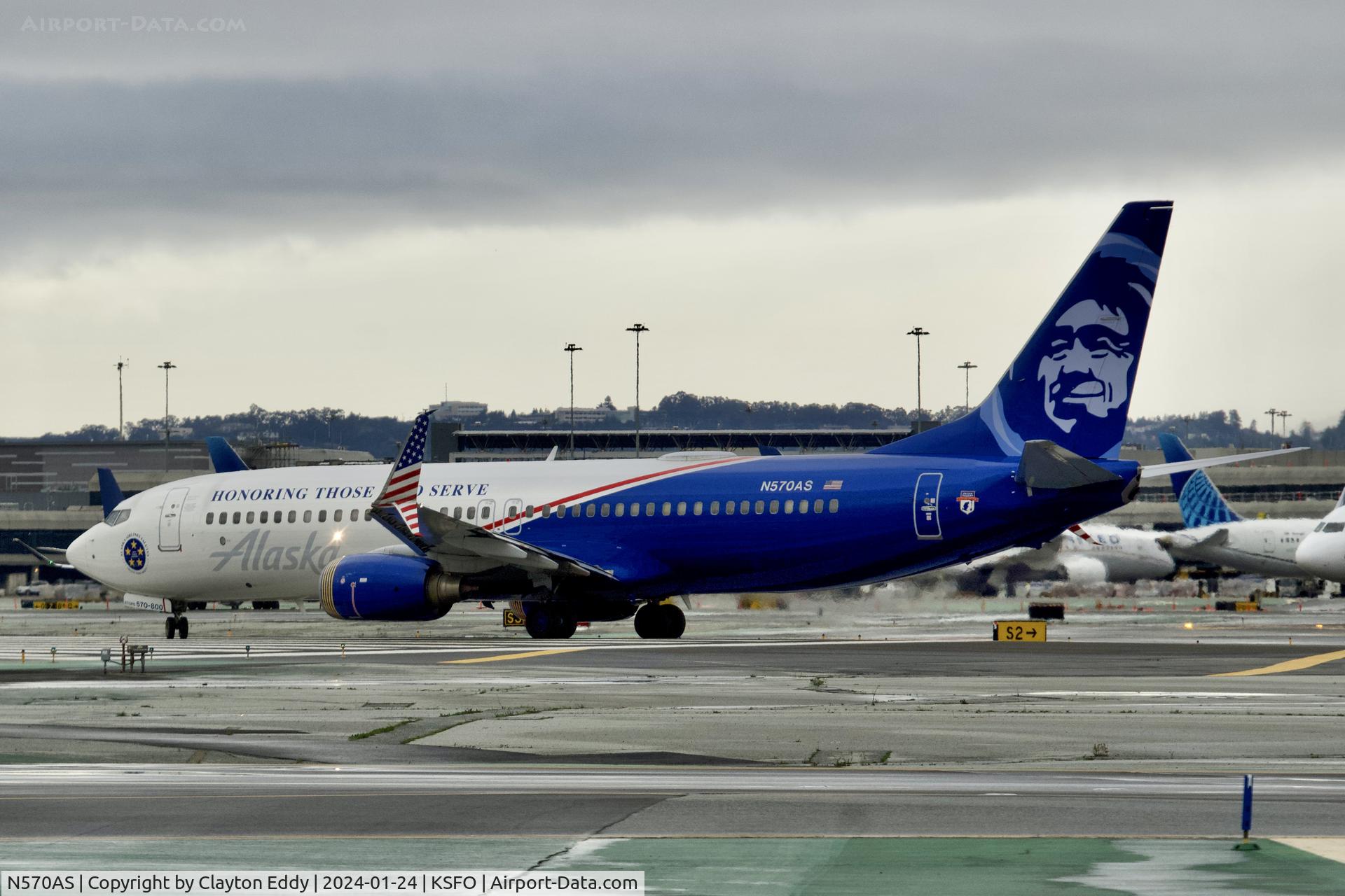 N570AS, 2007 Boeing 737-890 C/N 35185, SFO 2024.