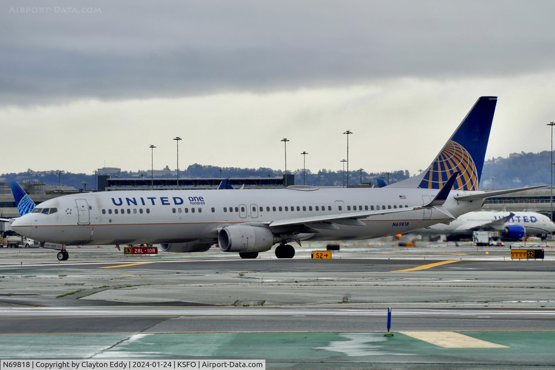 N69818, 2014 Boeing 737-924/ER C/N 42177, SFO 2024.