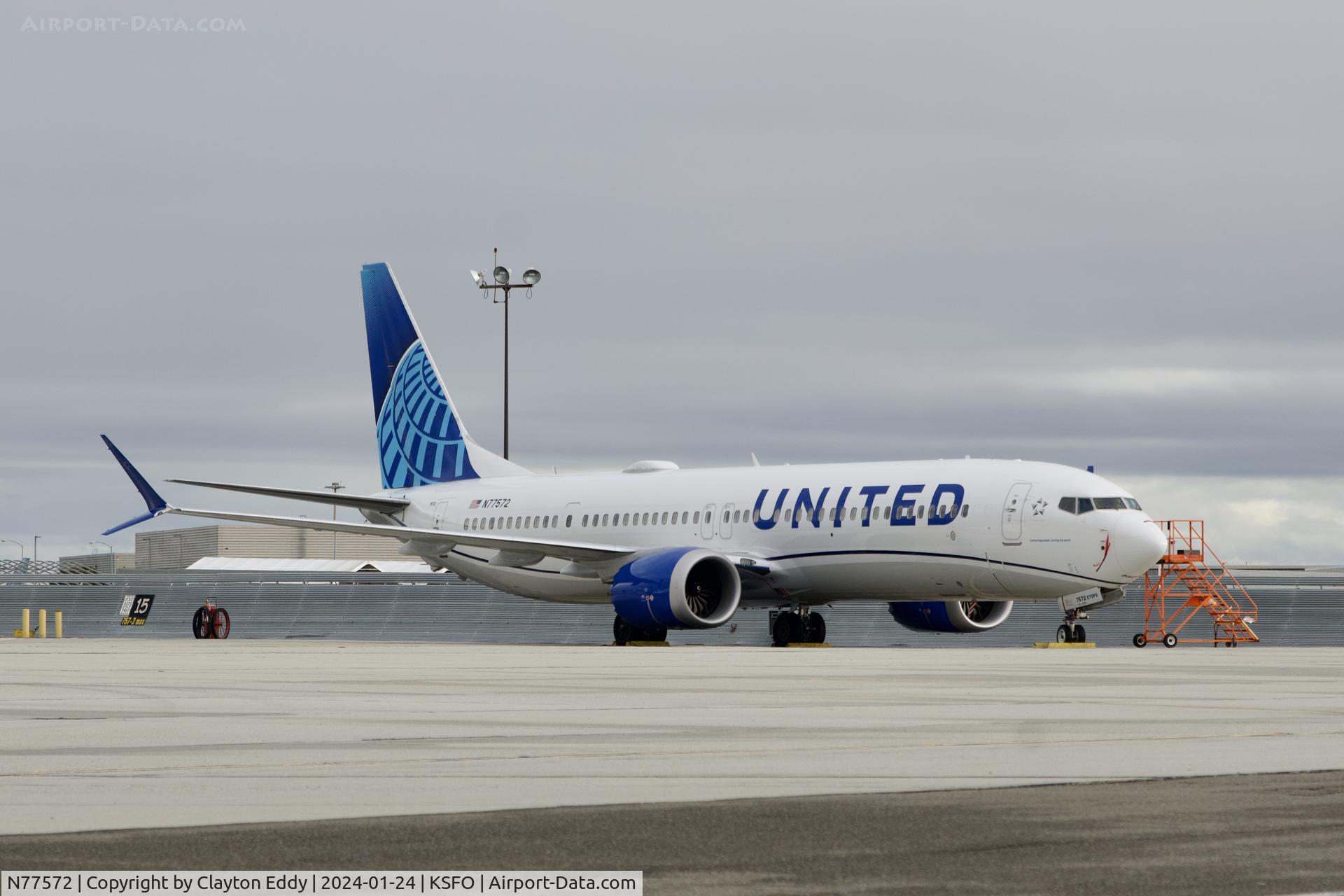 N77572, 2023 Boeing 737-9 MAX C/N 67192, SFO 2024.
