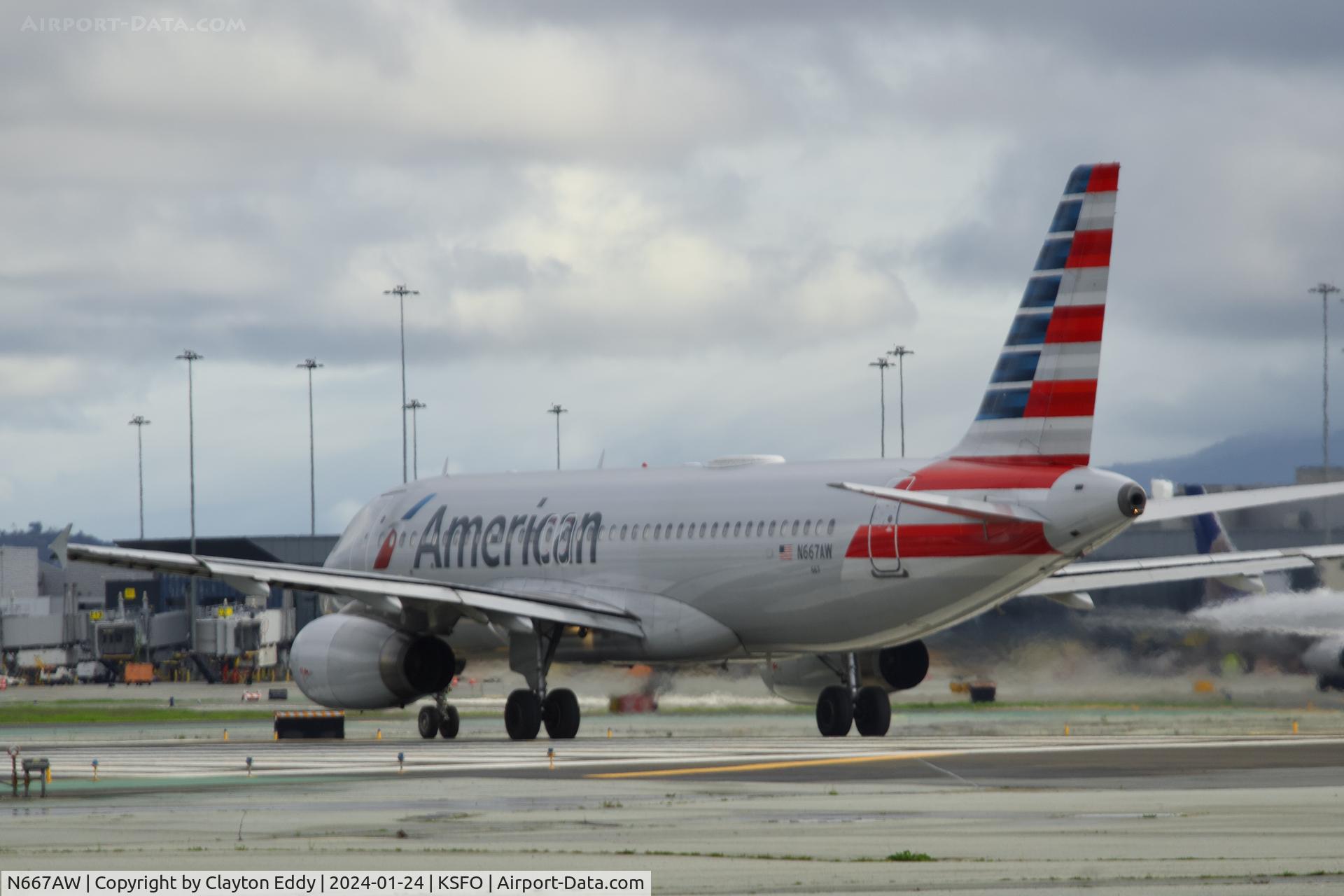 N667AW, 2002 Airbus A320-232 C/N 1710, SFO 2024.