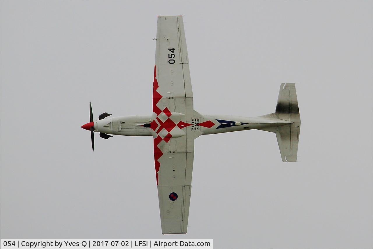 054, Pilatus PC-9M C/N 617, Pilatus PC-9M, Croatian Air Force aerobatic team, On display, St Dizier-Robinson Air Base 113 (LFSI)