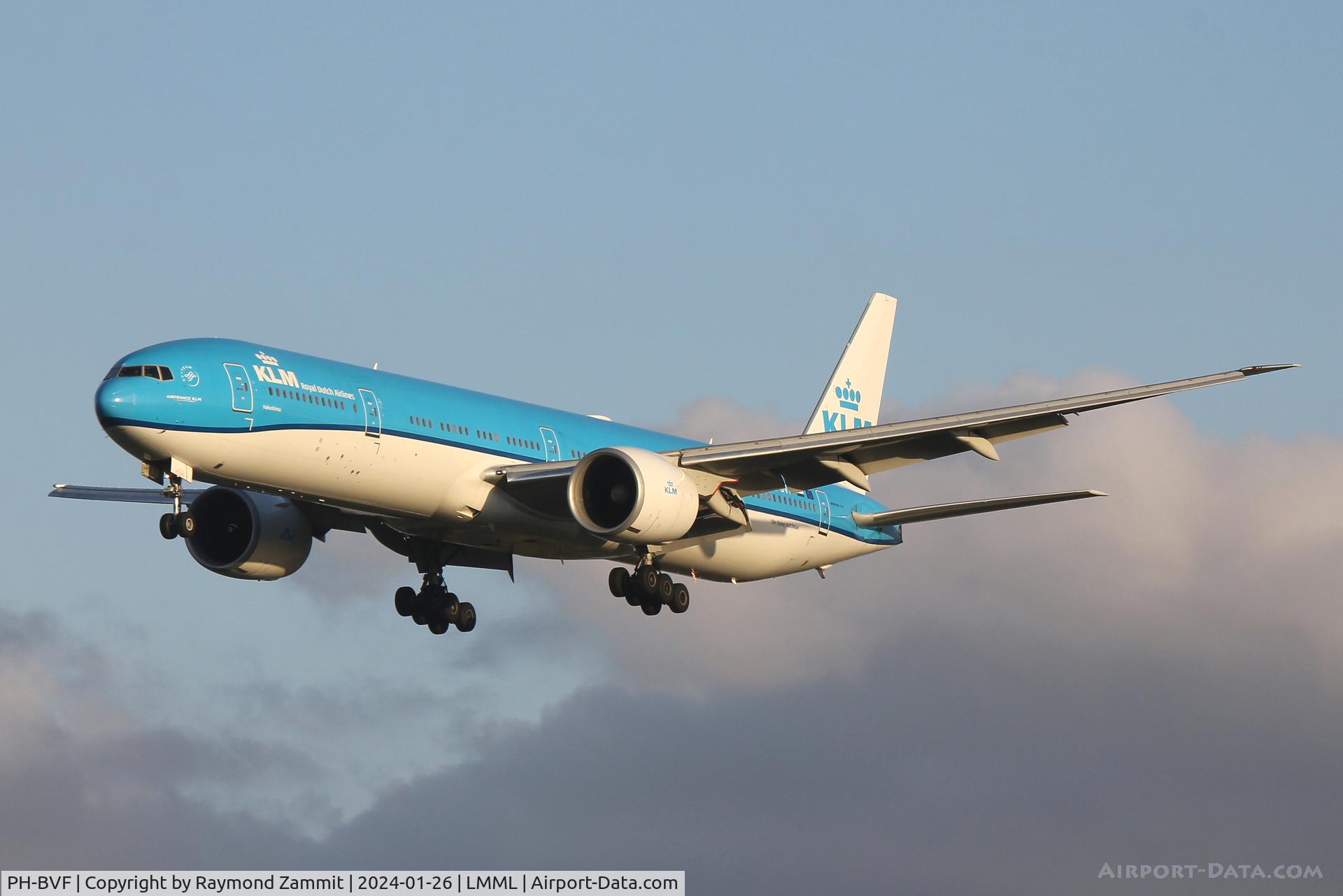 PH-BVF, 2011 Boeing 777-306/ER C/N 37947, B777 PH-BVF KLM