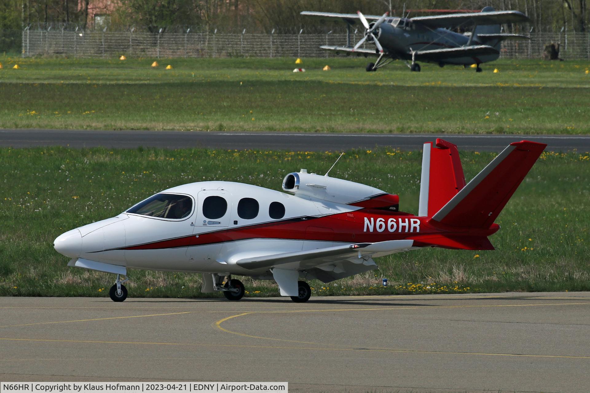 N66HR, 1959 Piper PA-23-160 Apache C/N 23-1757, Aero fair 2023 in Friedrichshafen