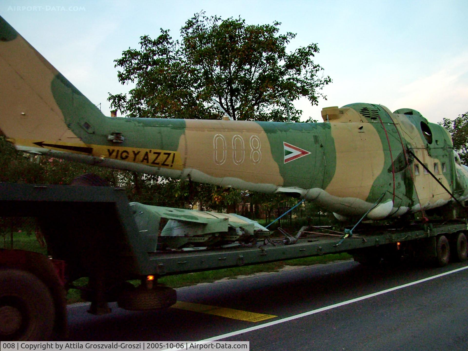 008, 1978 Mil Mi-24D Hind C/N K2008, During road transport, Hungary, Litér.