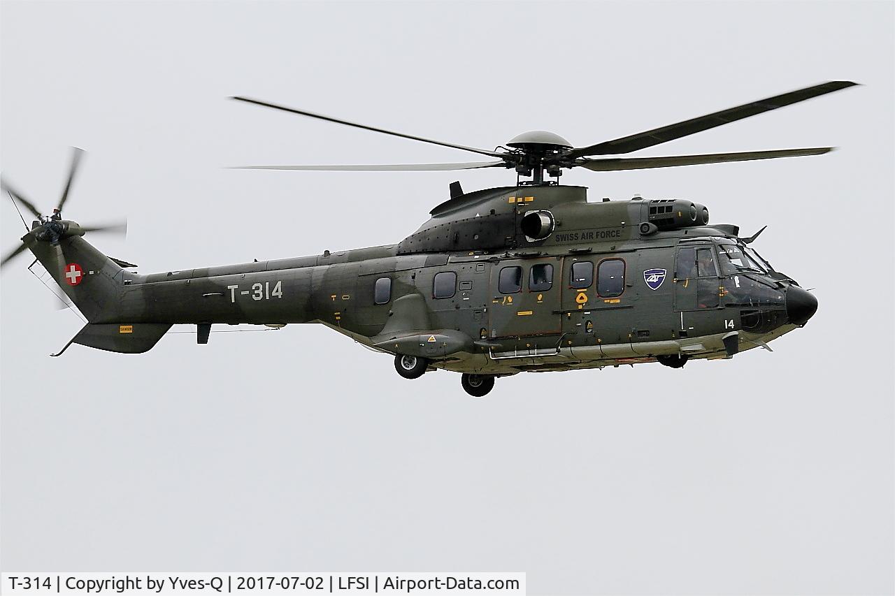 T-314, 1991 Aerospatiale TH89 Super Puma (AS-332M1) C/N 2328, Aerospatiale TH89 Super Puma, On display, St Dizier-Robinson Air Base 113 (LFSI)