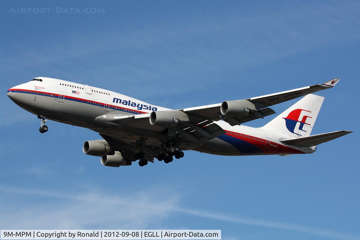 9M-MPM, 1998 Boeing 747-4H6 C/N 28435, at lhr