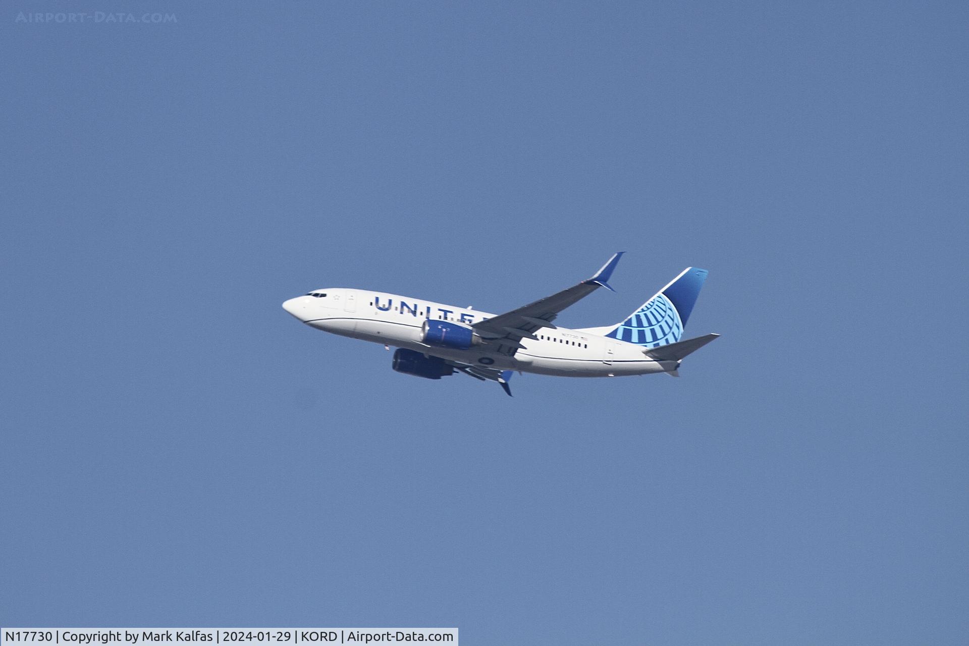 N17730, 1999 Boeing 737-724 C/N 28798, B737 United Airlines BOEING 737-724 N17730 UAL1836 ORD-DCA