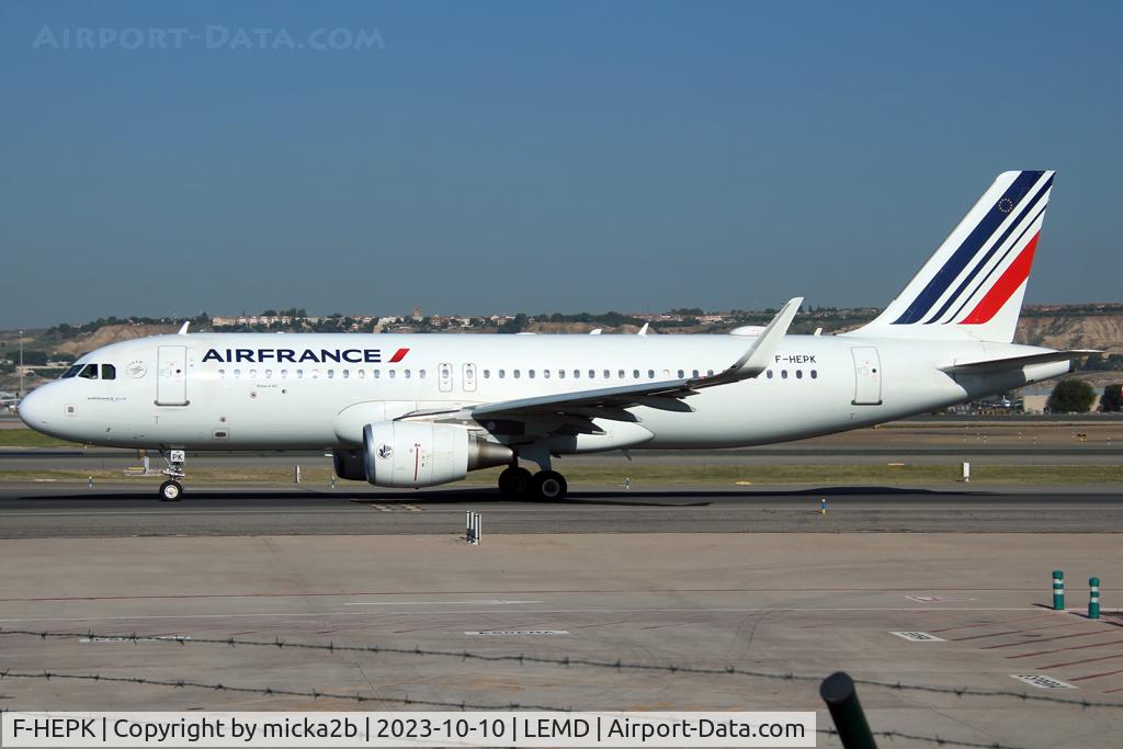 F-HEPK, 2018 Airbus A320-214 C/N 8127, Taxiing