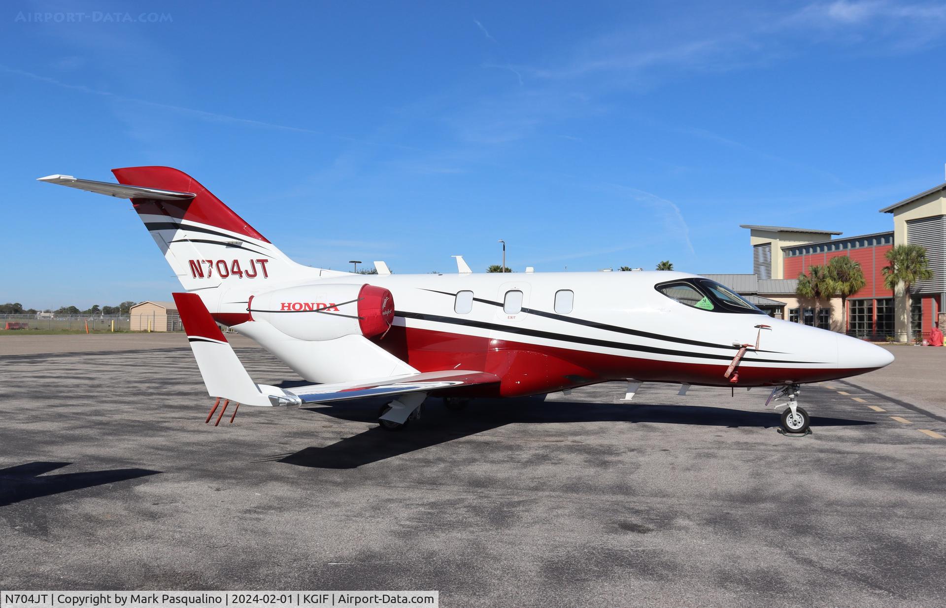 N704JT, 2021 Honda Aircraft HA-420 C/N 4200018, Honda HA-420
