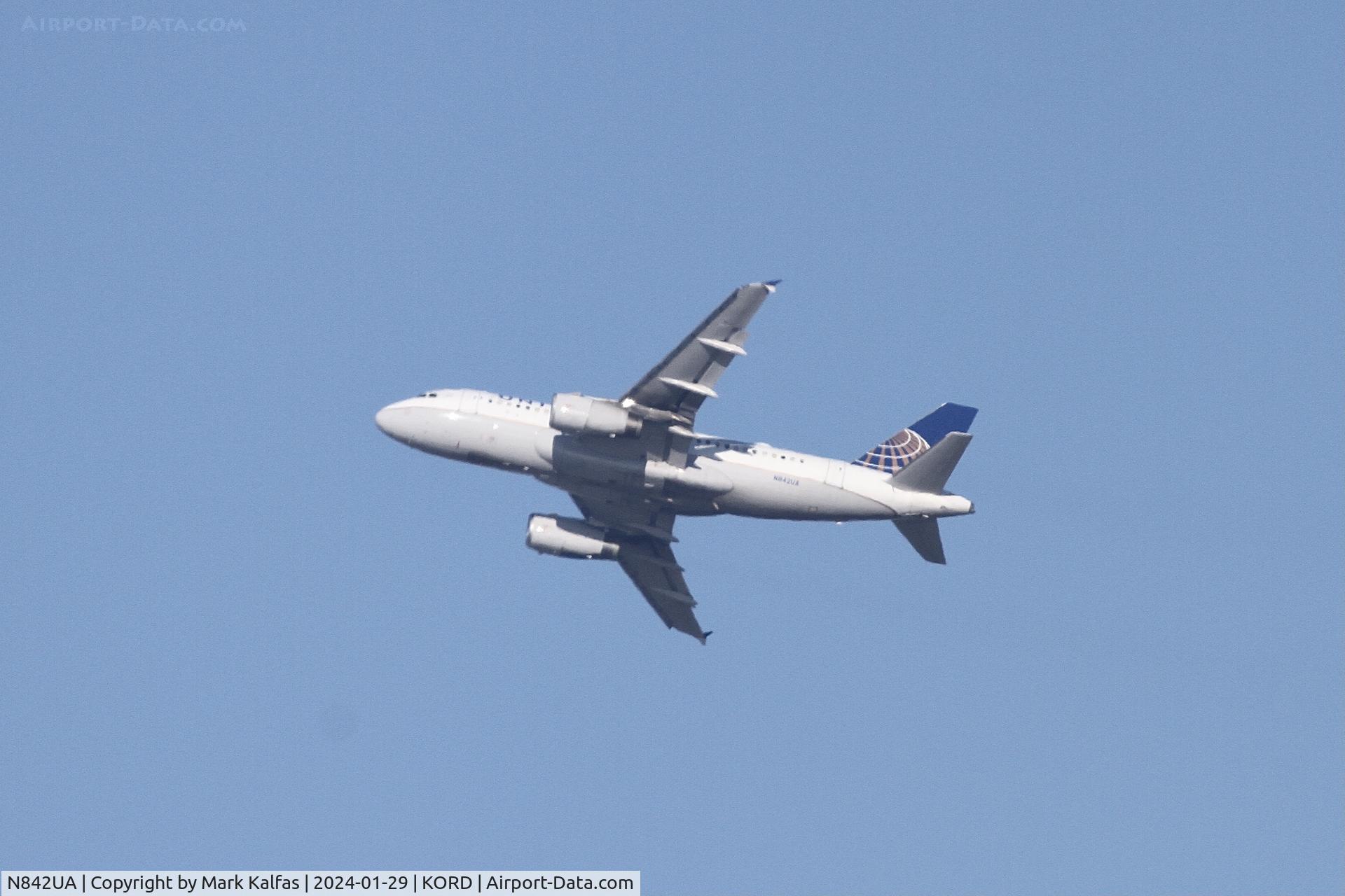 N842UA, 2001 Airbus A319-131 C/N 1569, A319 United Airlines Airbus A319, N842UA UAL2182 ORD-LGA
