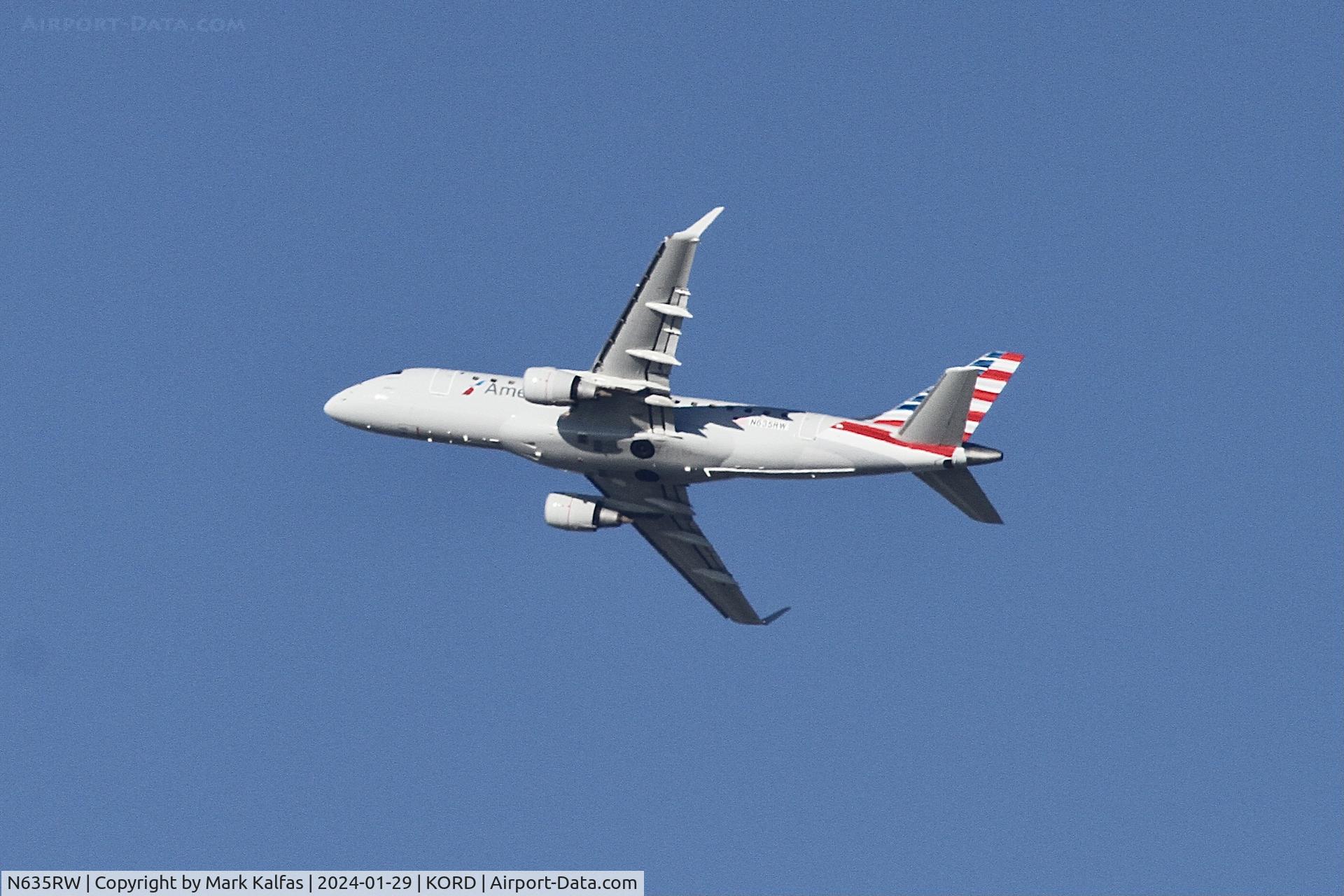 N635RW, 2004 Embraer 170SE (ERJ-170-100SE) C/N 17000056, E170 Envoy/ American Eagle EMBRAER ERJ 170-100 SE  N635RW ENY3890  ORD-MSP