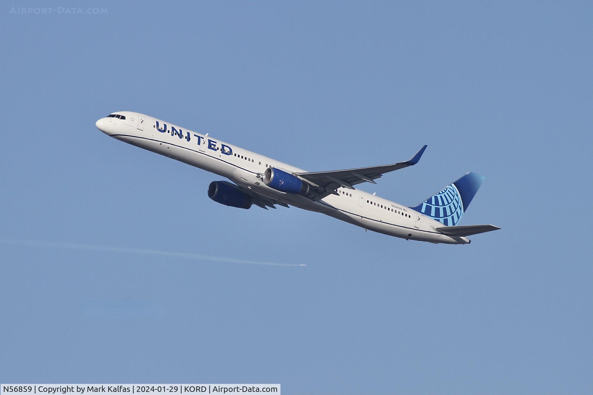 N56859, 2004 Boeing 757-324 C/N 32818, B753 UNITED AIRLINES Boeing 757-33N N56859 UAL2004 ORD-DEN
