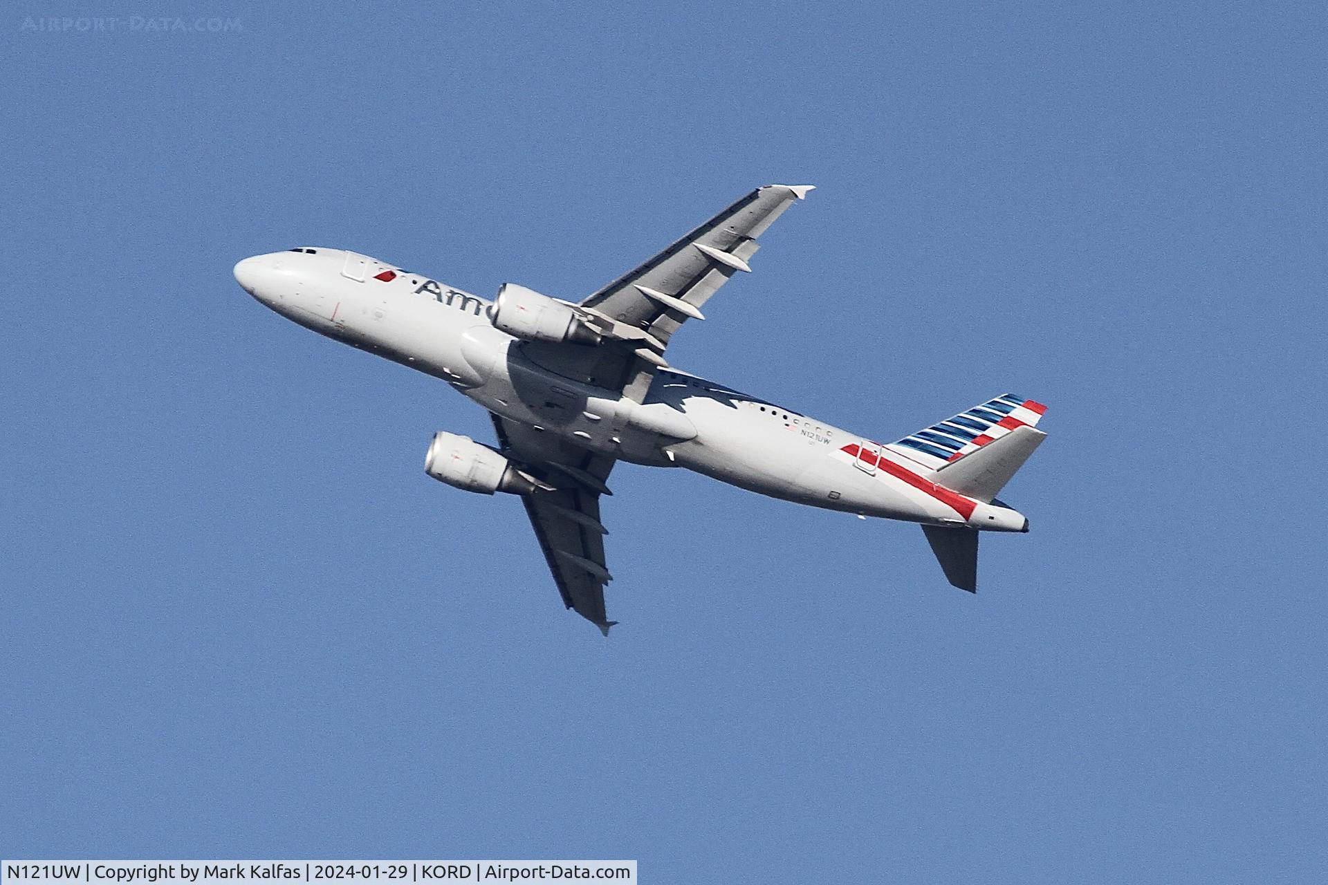 N121UW, 2000 Airbus A320-214 C/N 1294, A319 American Airlines AIRBUS INDUSTRIE A319-112 N121UW AAL2840 ORD-PHL