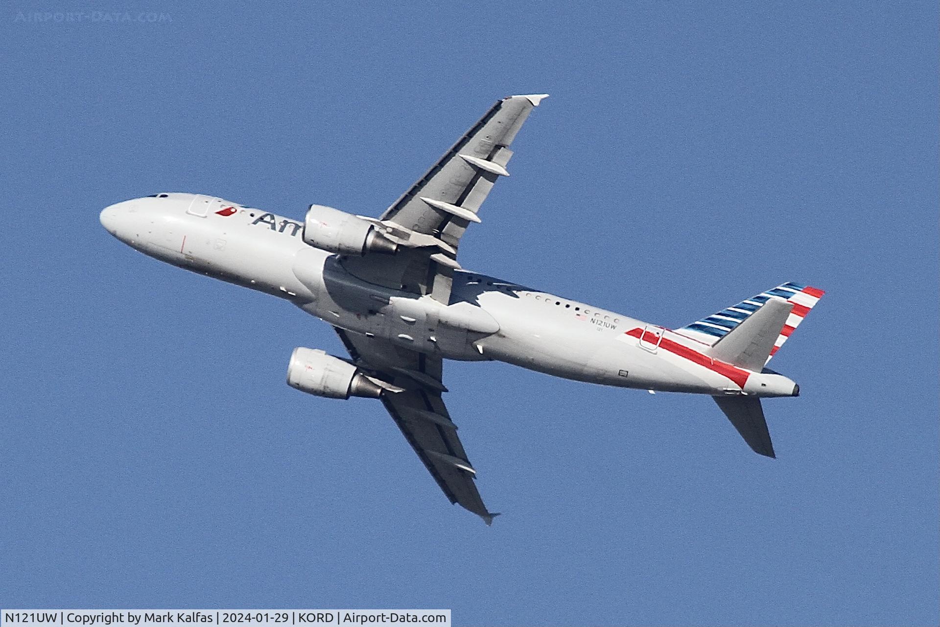 N121UW, 2000 Airbus A320-214 C/N 1294, A319 American Airlines AIRBUS INDUSTRIE A319-112 N121UW AAL2840 ORD-PHL
