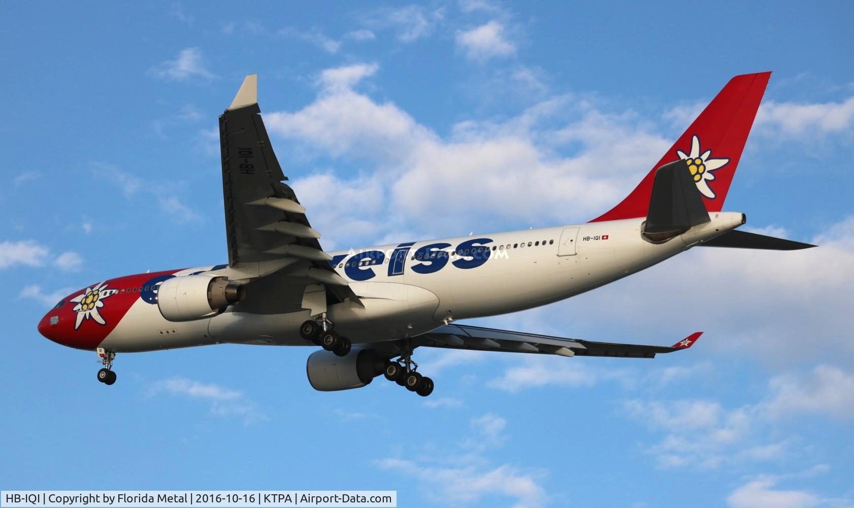 HB-IQI, 1999 Airbus A330-223 C/N 291, TPA zx