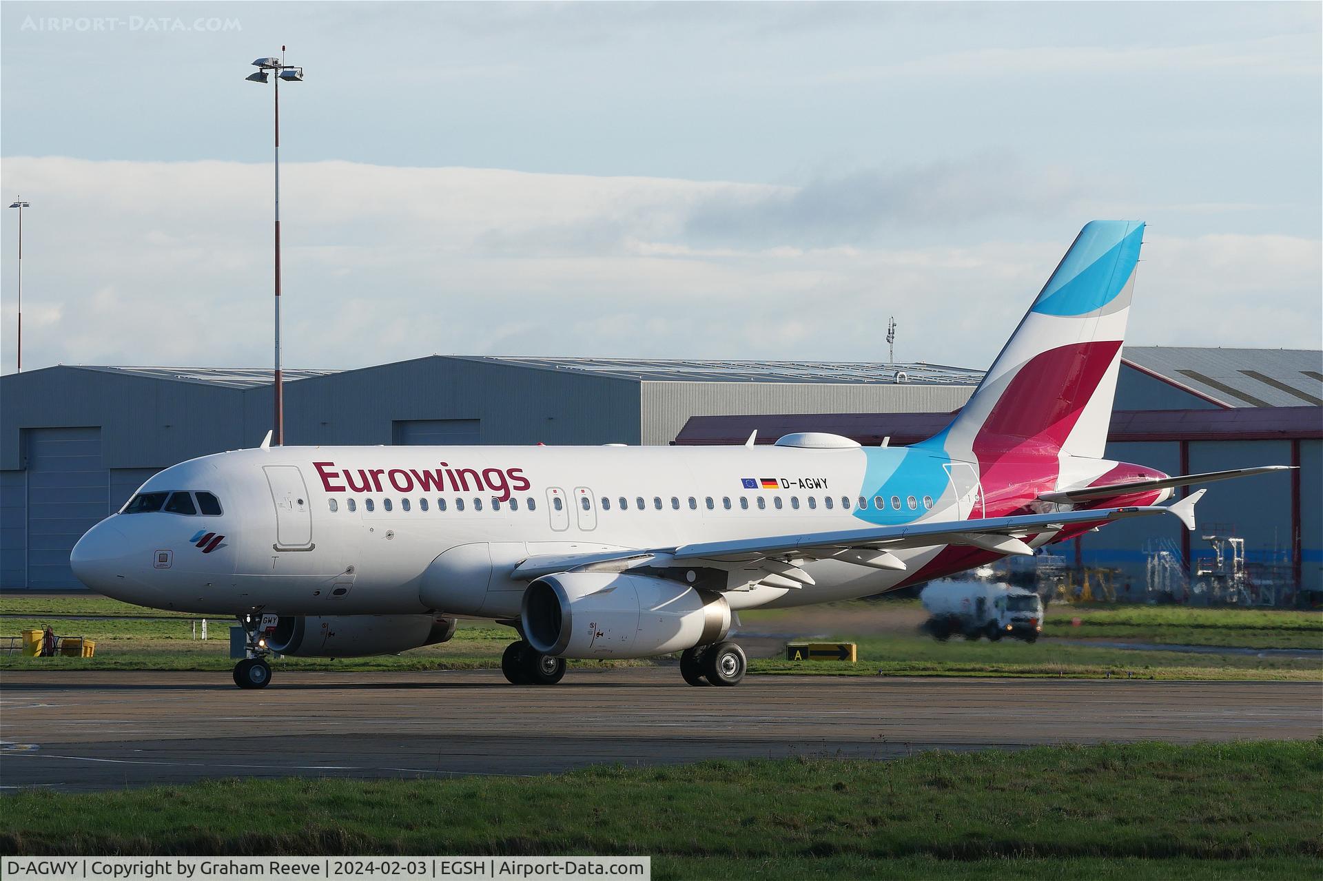 D-AGWY, 2013 Airbus A319-132 C/N 5941, Departing from Norwich.
