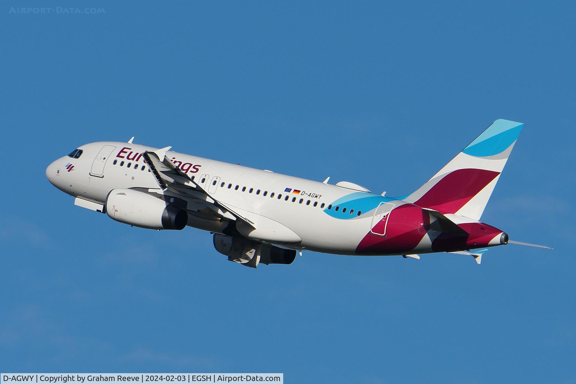 D-AGWY, 2013 Airbus A319-132 C/N 5941, Departing from Norwich.
