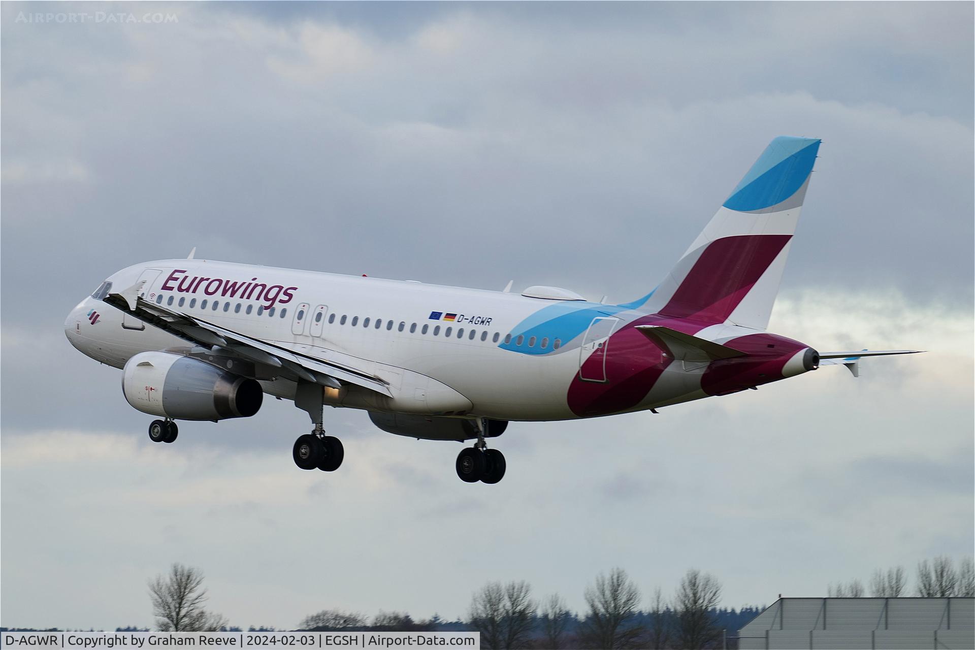 D-AGWR, 2010 Airbus A319-132 C/N 4285, Landing at Norwich.